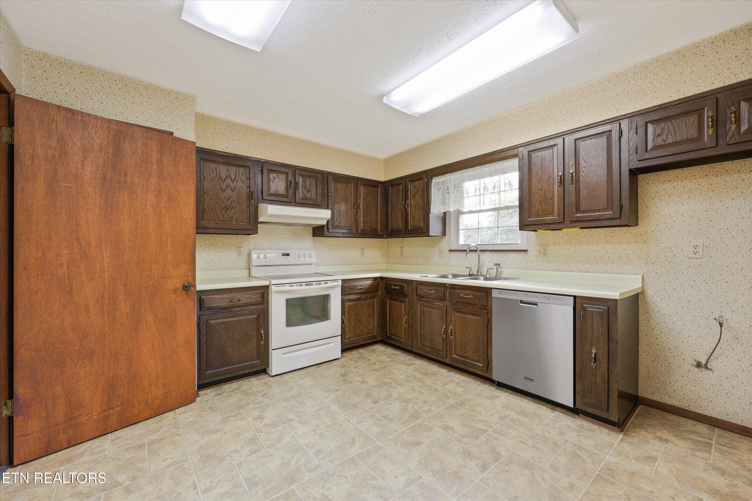 306 Swanee Drive Maryville TN 37804