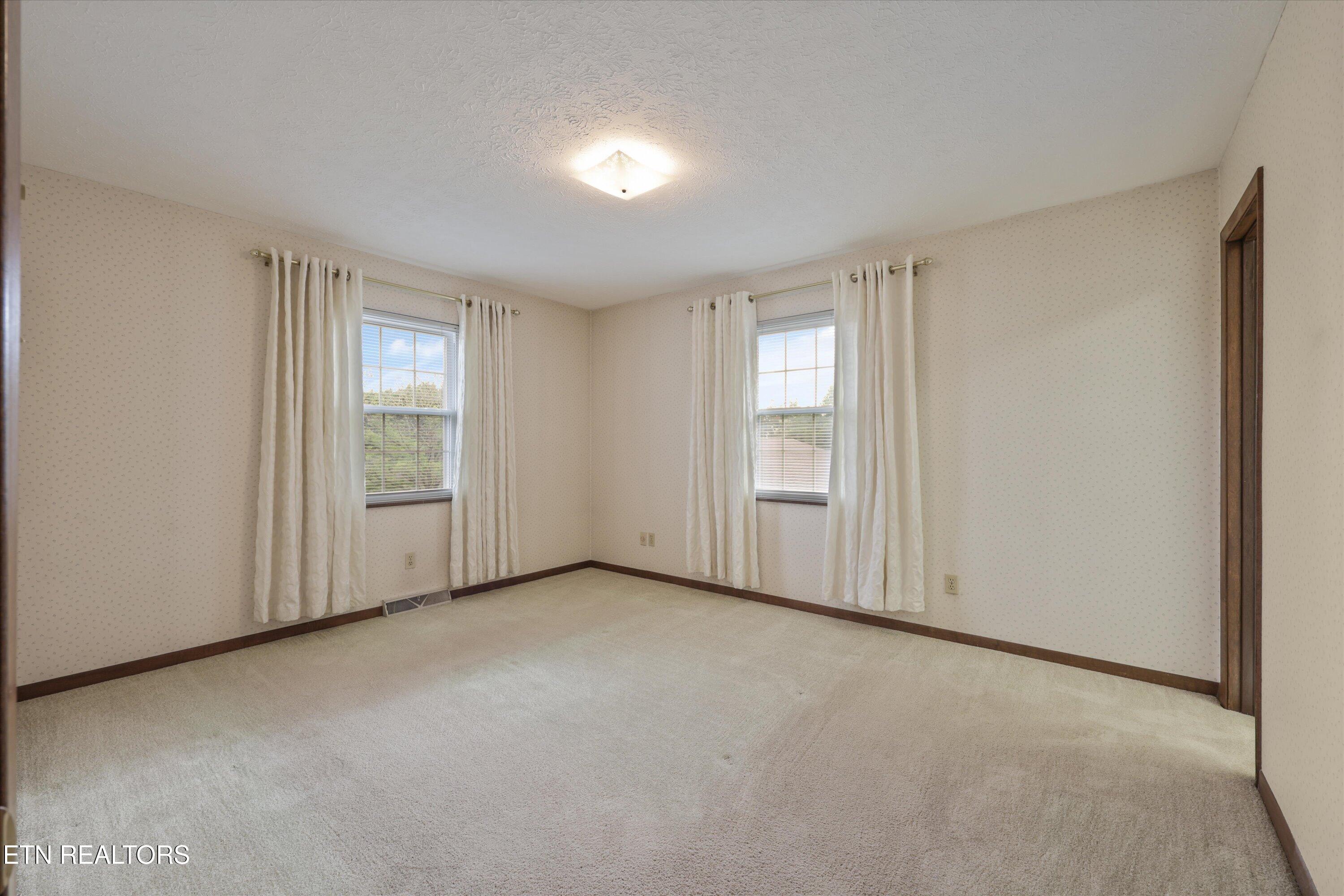 306 Swanee Drive Maryville TN 37804