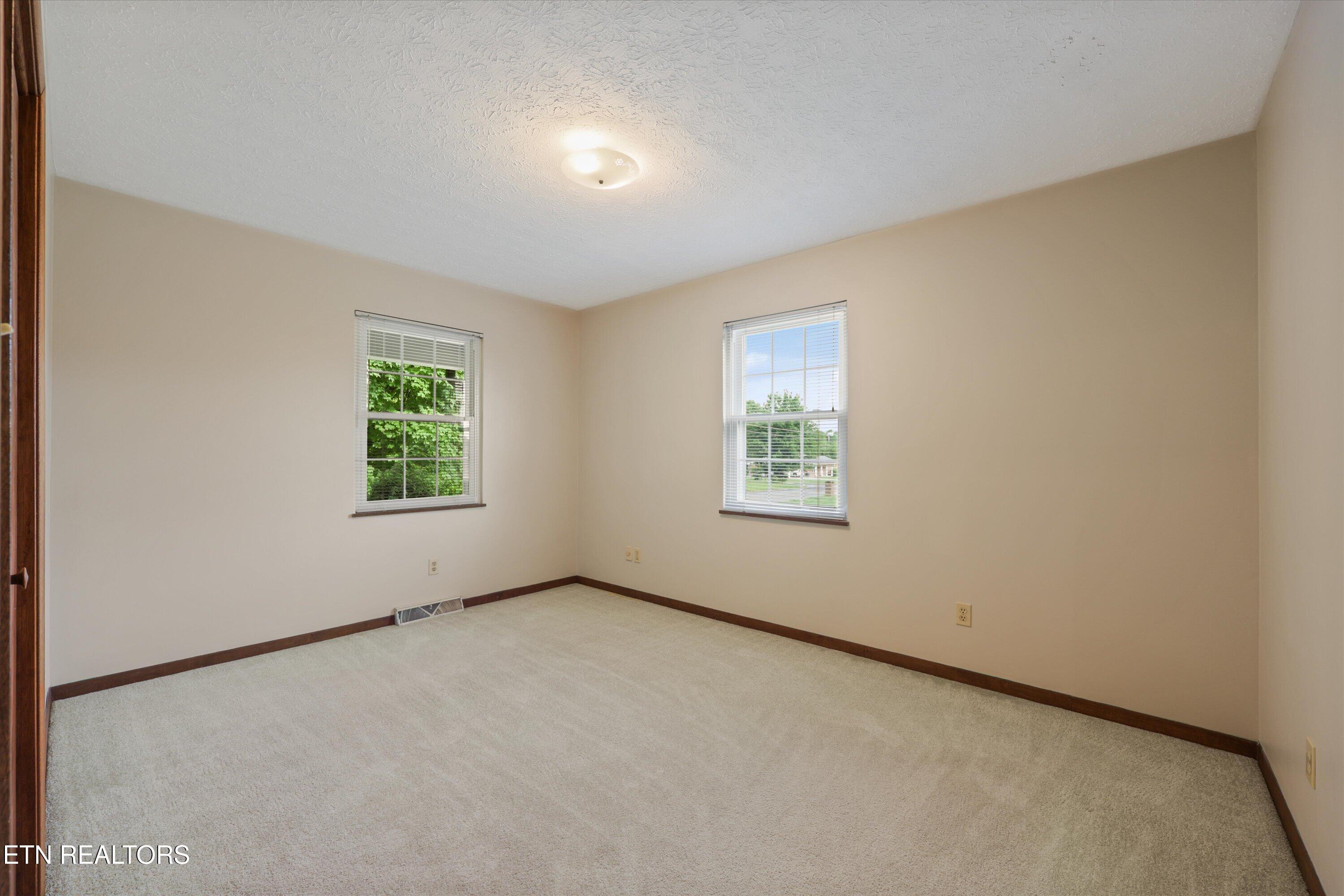 306 Swanee Drive Maryville TN 37804
