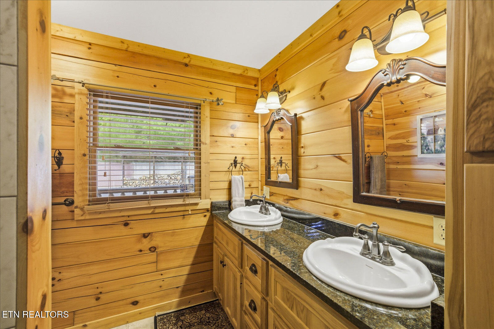 1590 Tranquility Trail Dandridge TN 37725