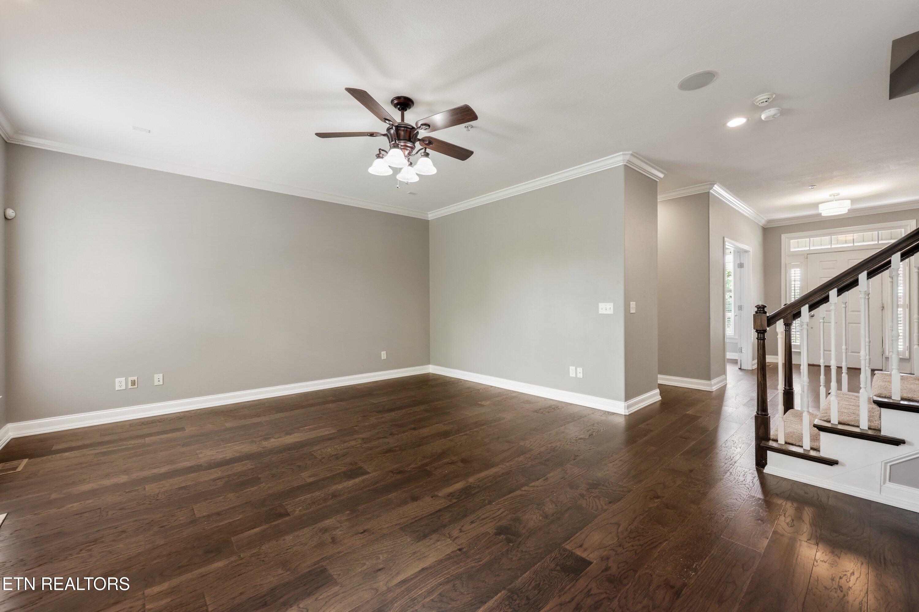 9211 Manor Crest Lane Knoxville TN 37922