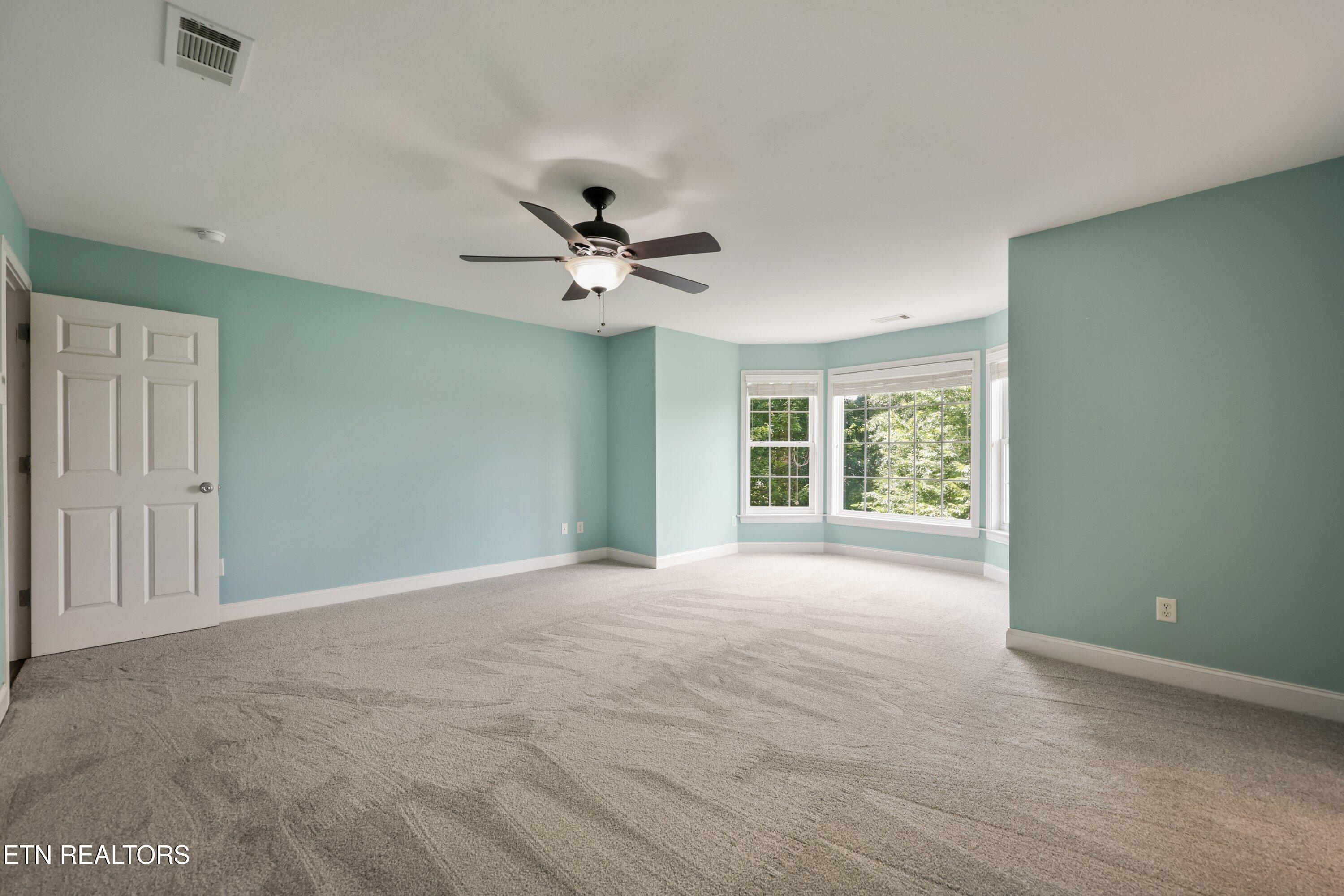 9211 Manor Crest Lane Knoxville TN 37922