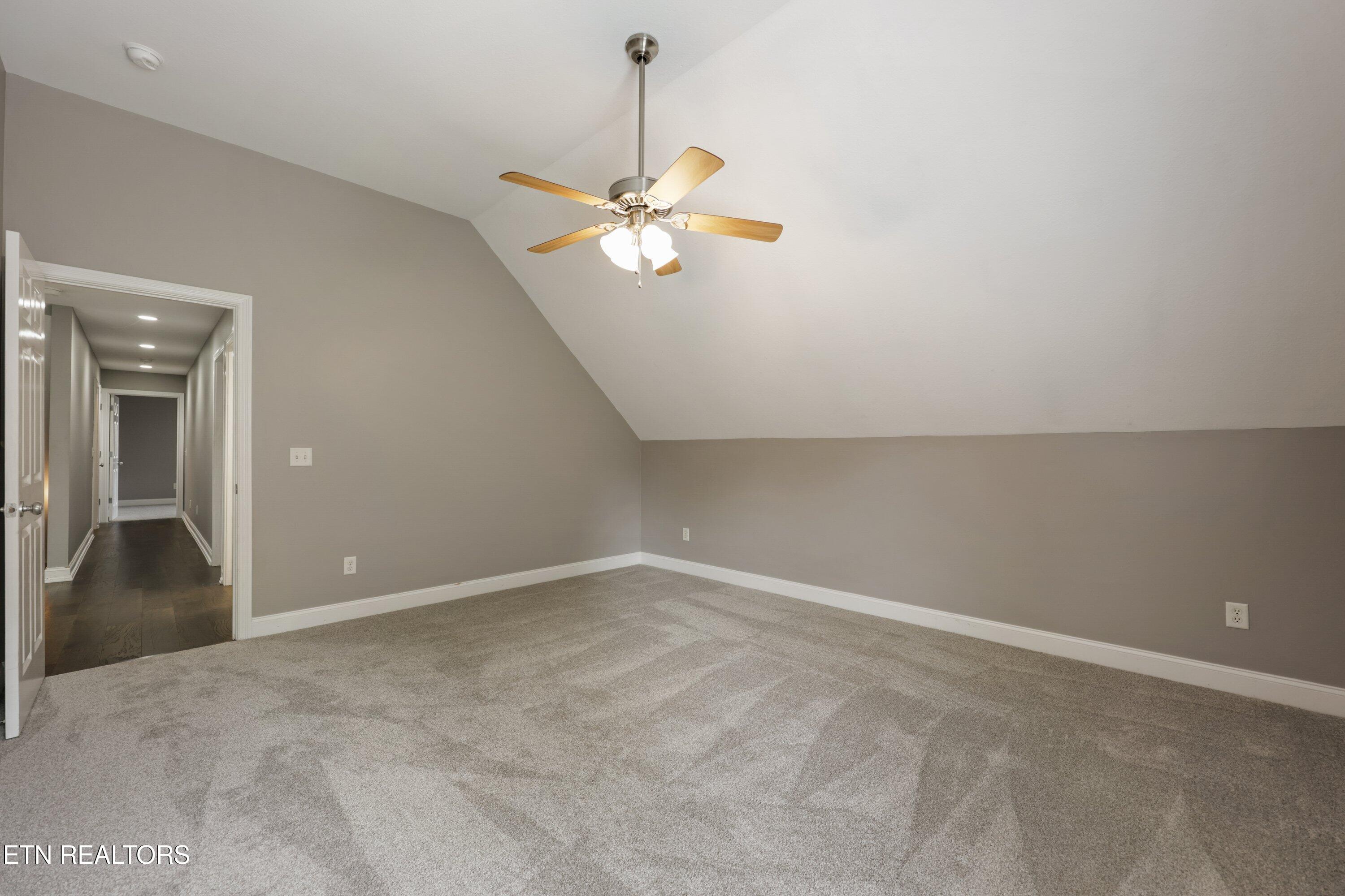 9211 Manor Crest Lane Knoxville TN 37922