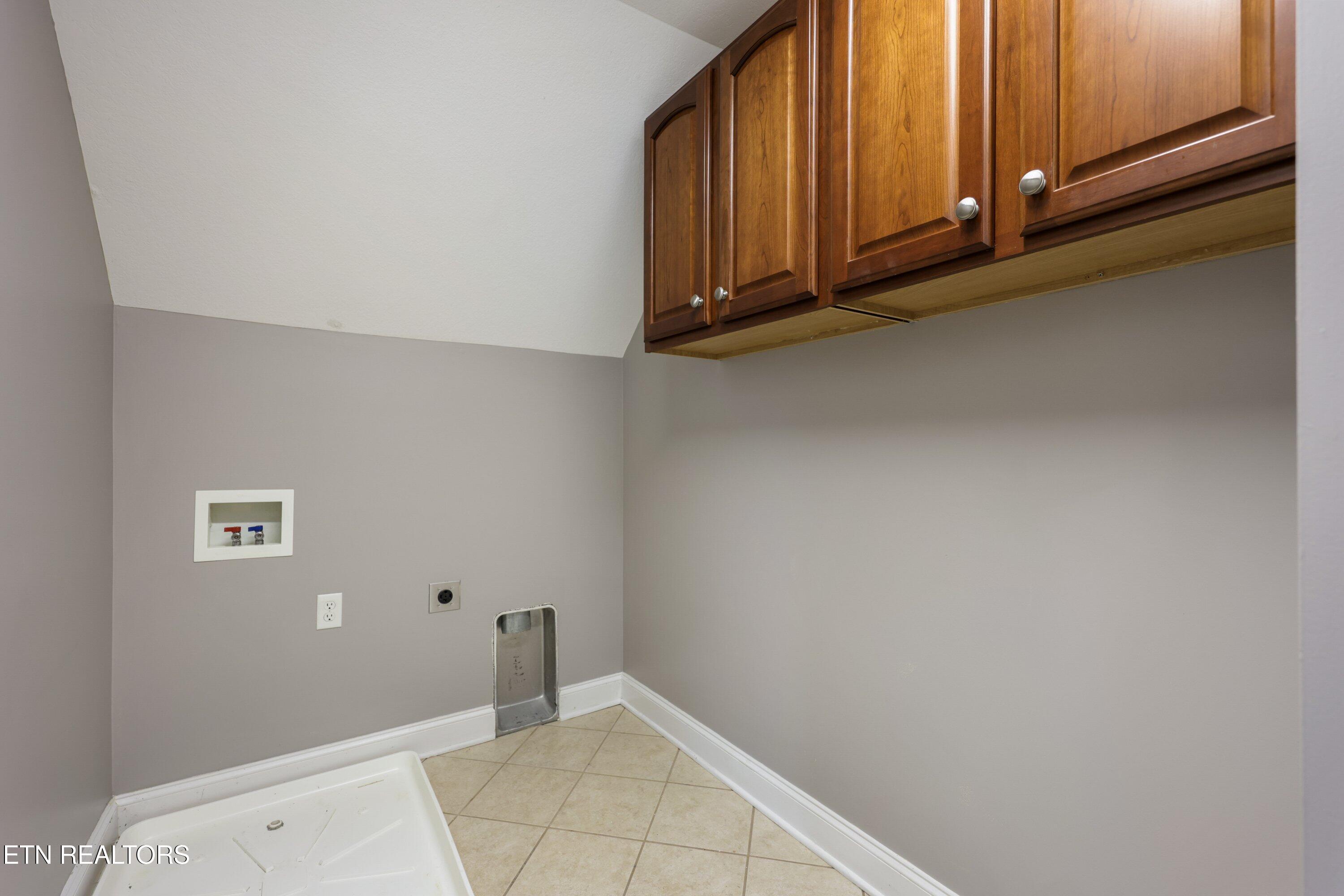 9211 Manor Crest Lane Knoxville TN 37922