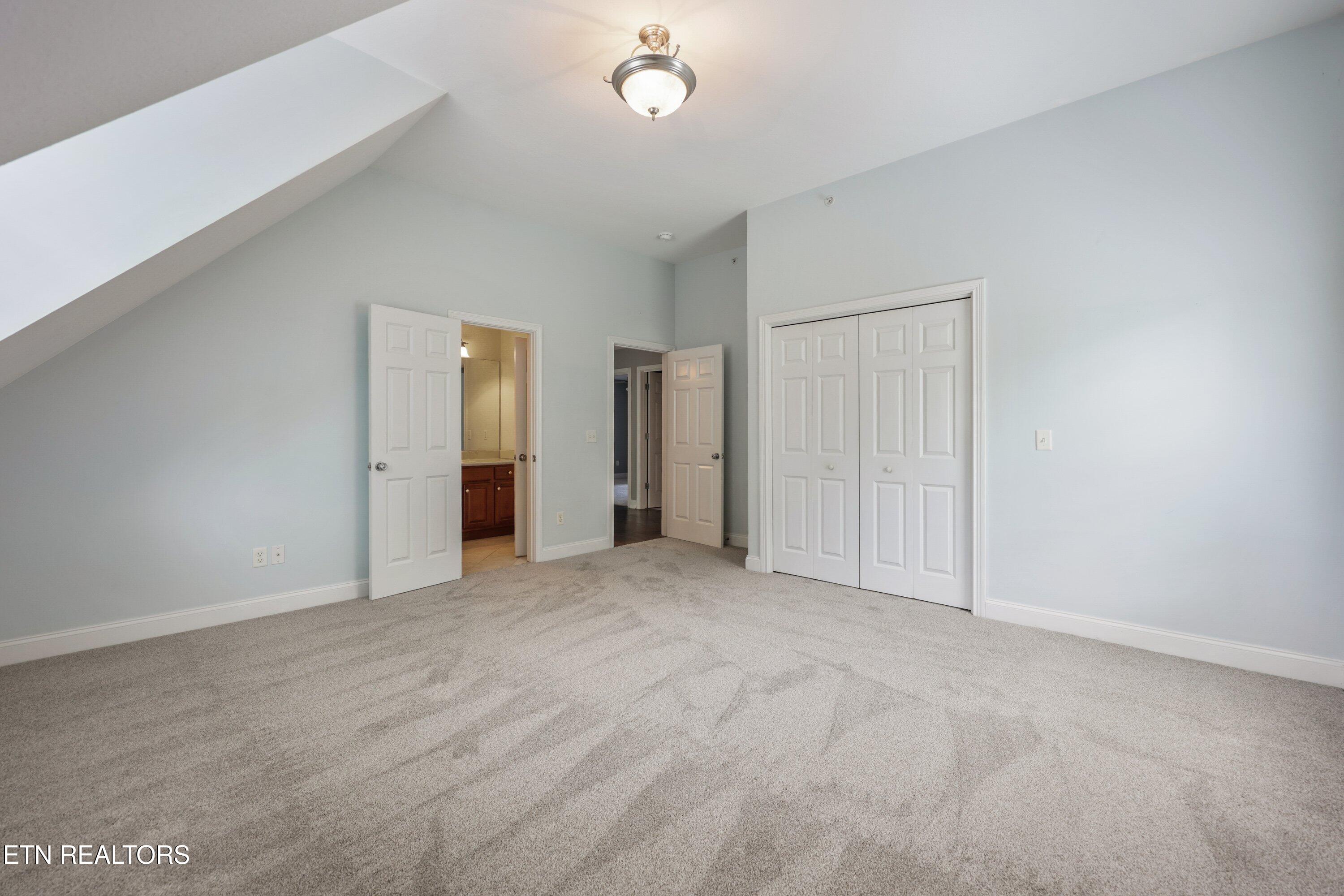 9211 Manor Crest Lane Knoxville TN 37922