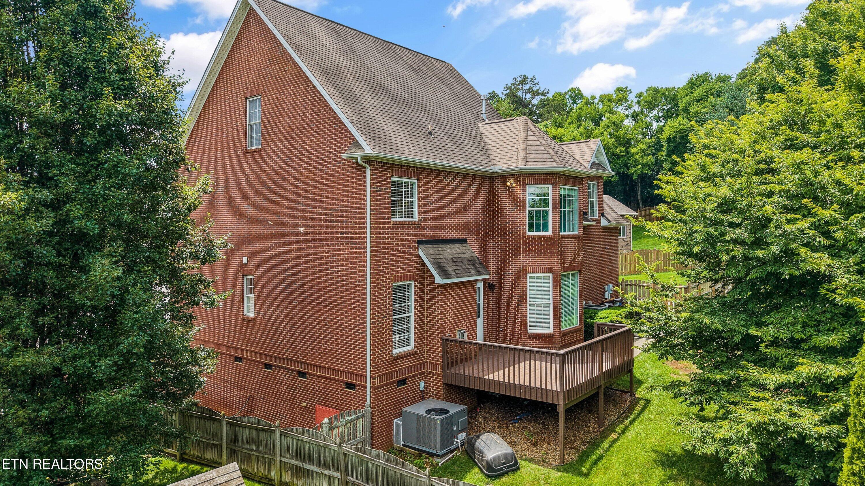9211 Manor Crest Lane Knoxville TN 37922