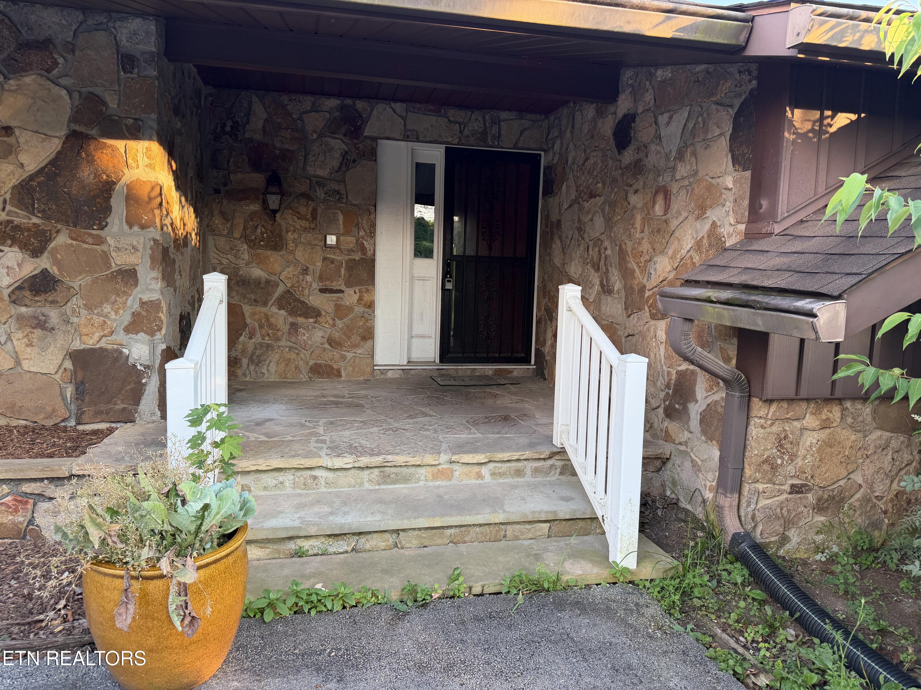 820 Highway 68 Crossville TN 38555