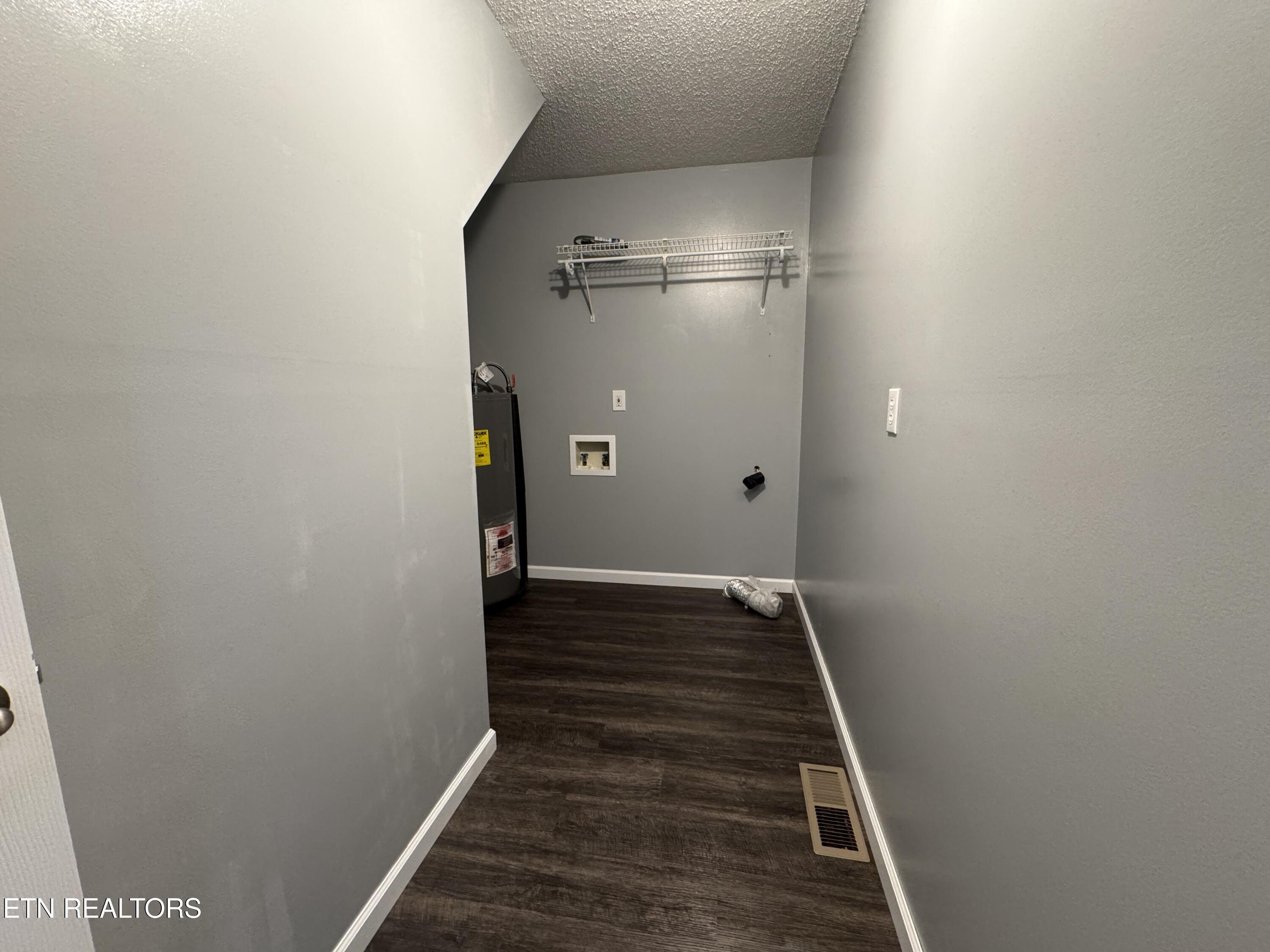 125 Walnut Lane Oneida TN 37841