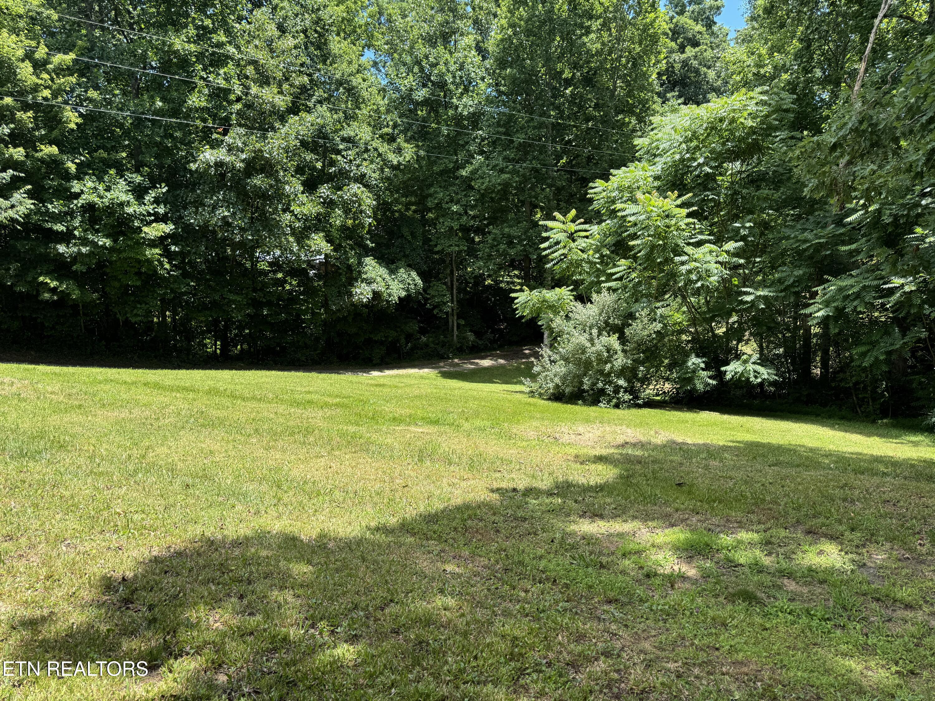 125 Walnut Lane Oneida TN 37841