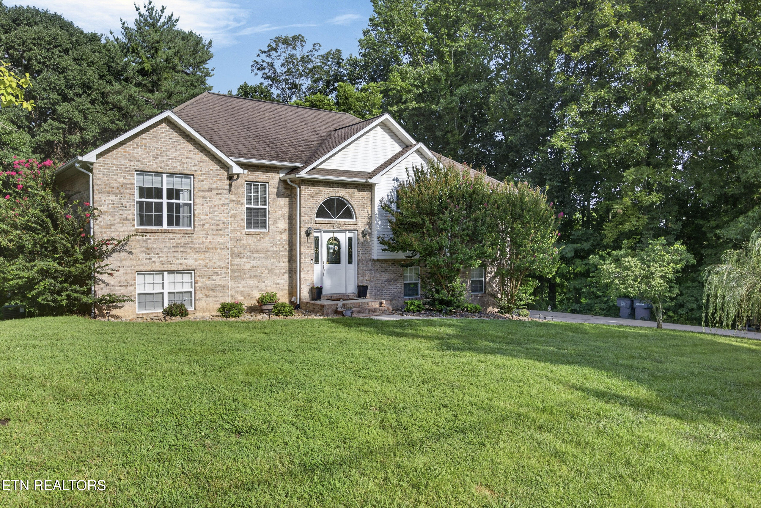 1540 Little John Lane Cookeville TN 38501