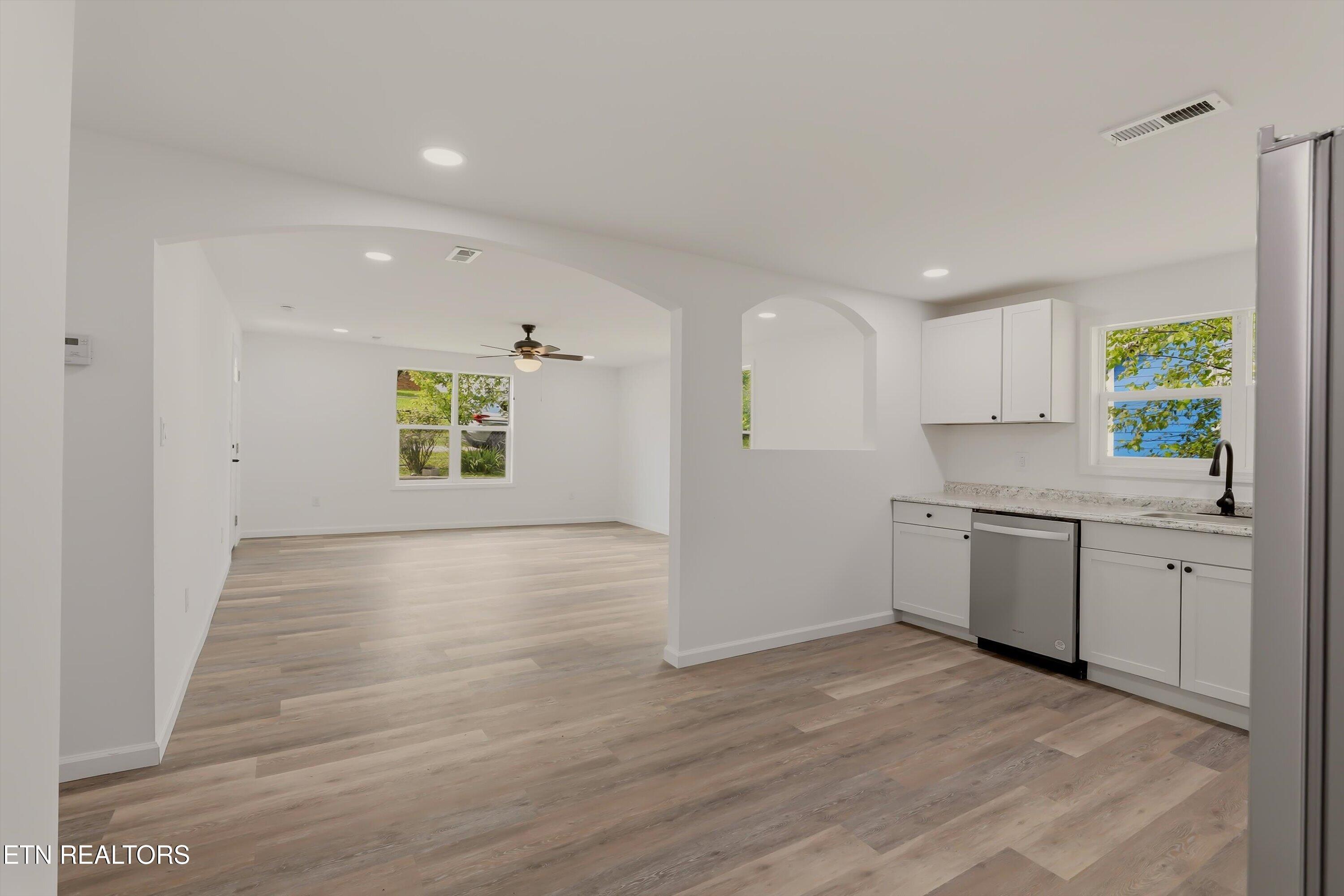 477 Marlow Circle Clinton TN 37716