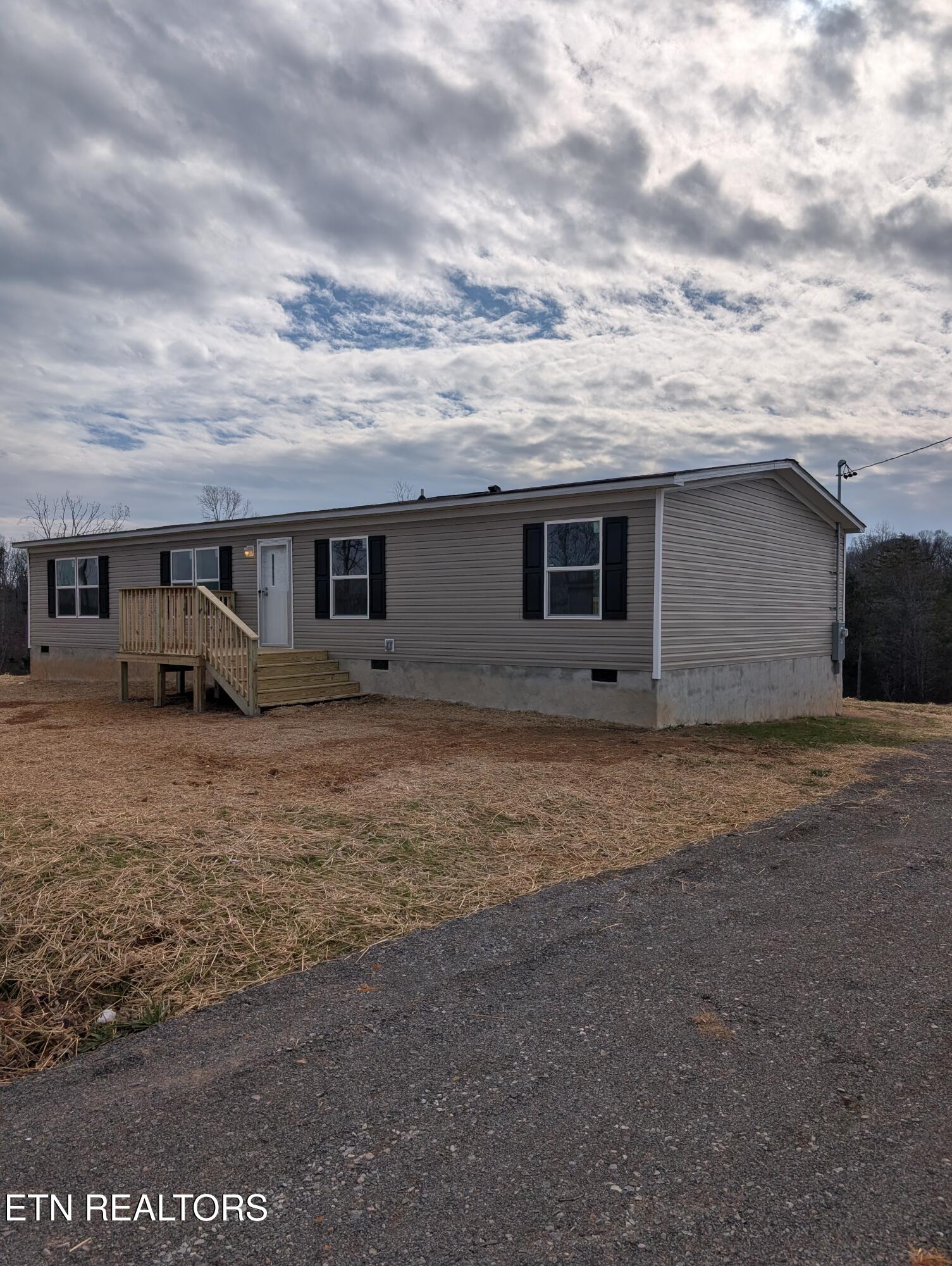 269 Laura Boling Loop Road Strawberry Plains TN 37871