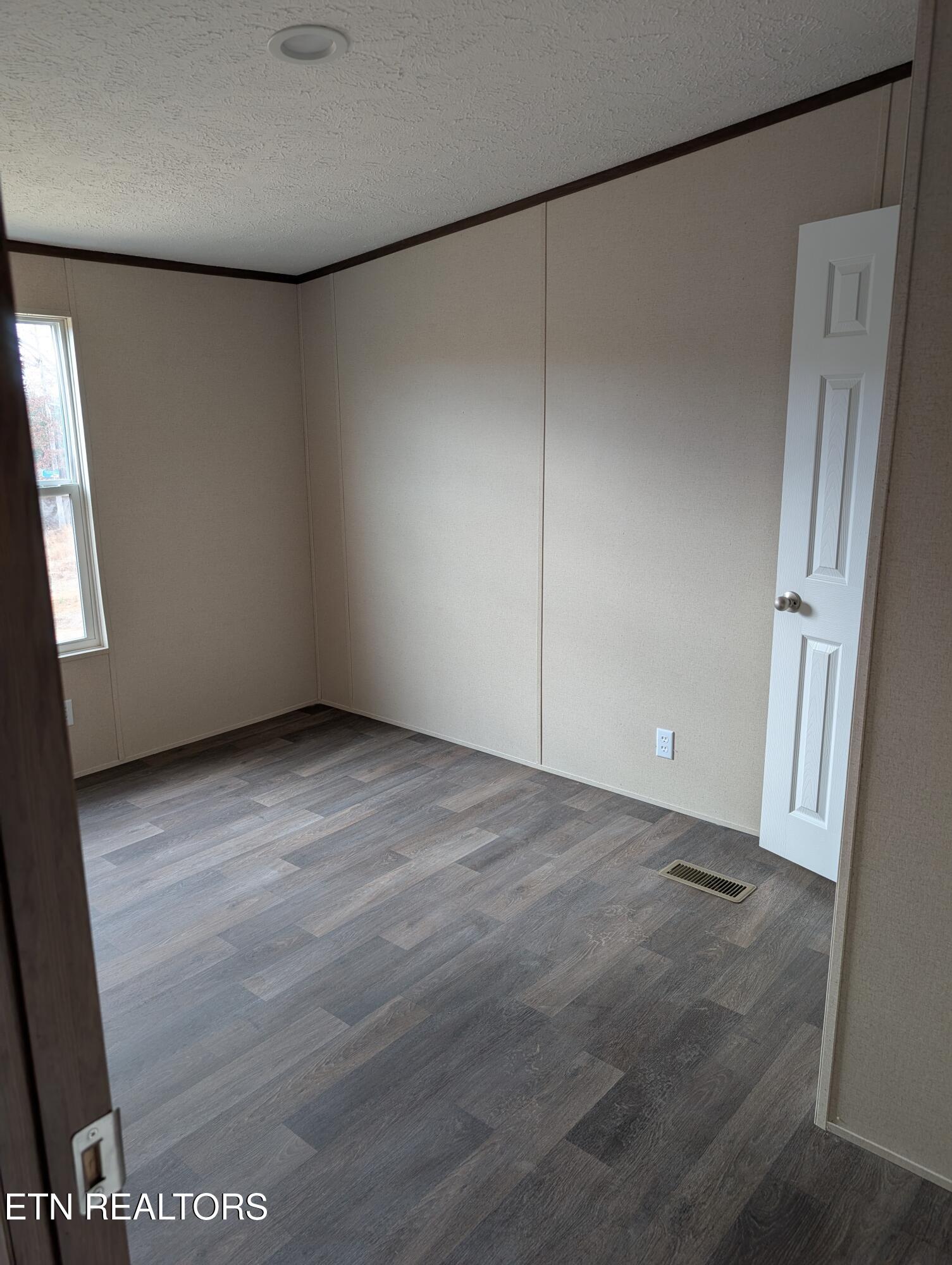 269 Laura Boling Loop Road Strawberry Plains TN 37871