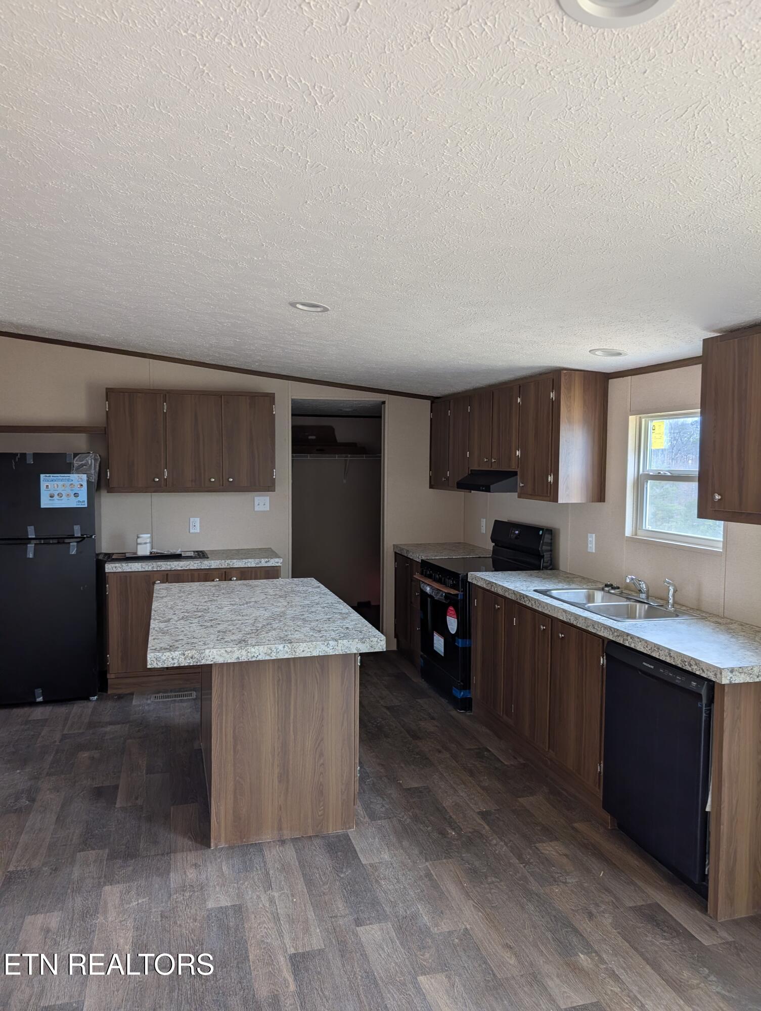 269 Laura Boling Loop Road Strawberry Plains TN 37871
