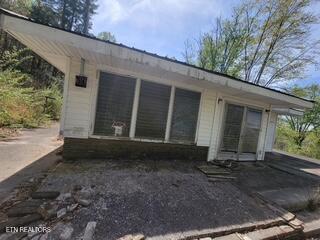 20084 Alberta Street Oneida TN 37841