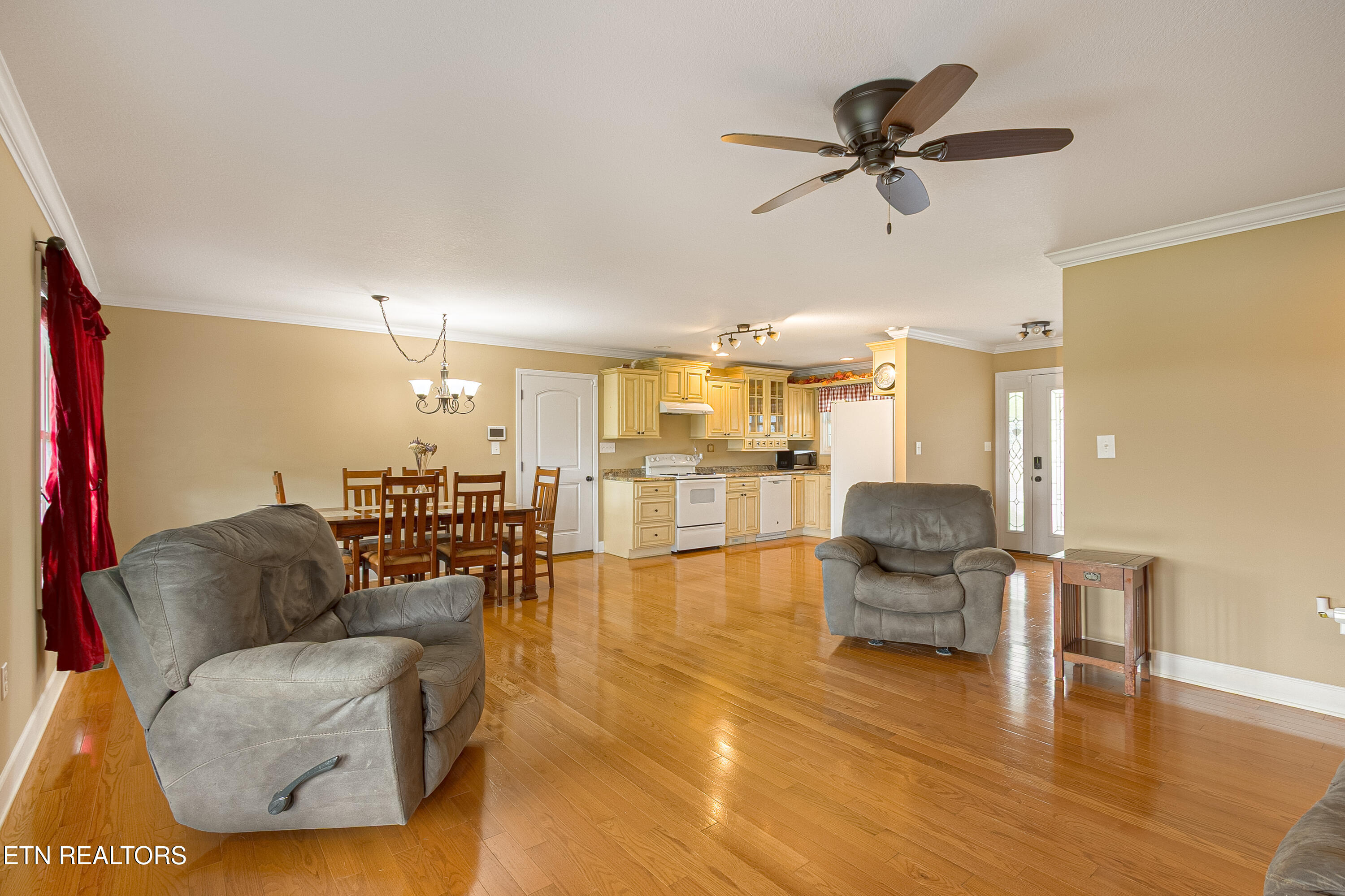 287 R. S. Marcum Road Oneida TN 37841