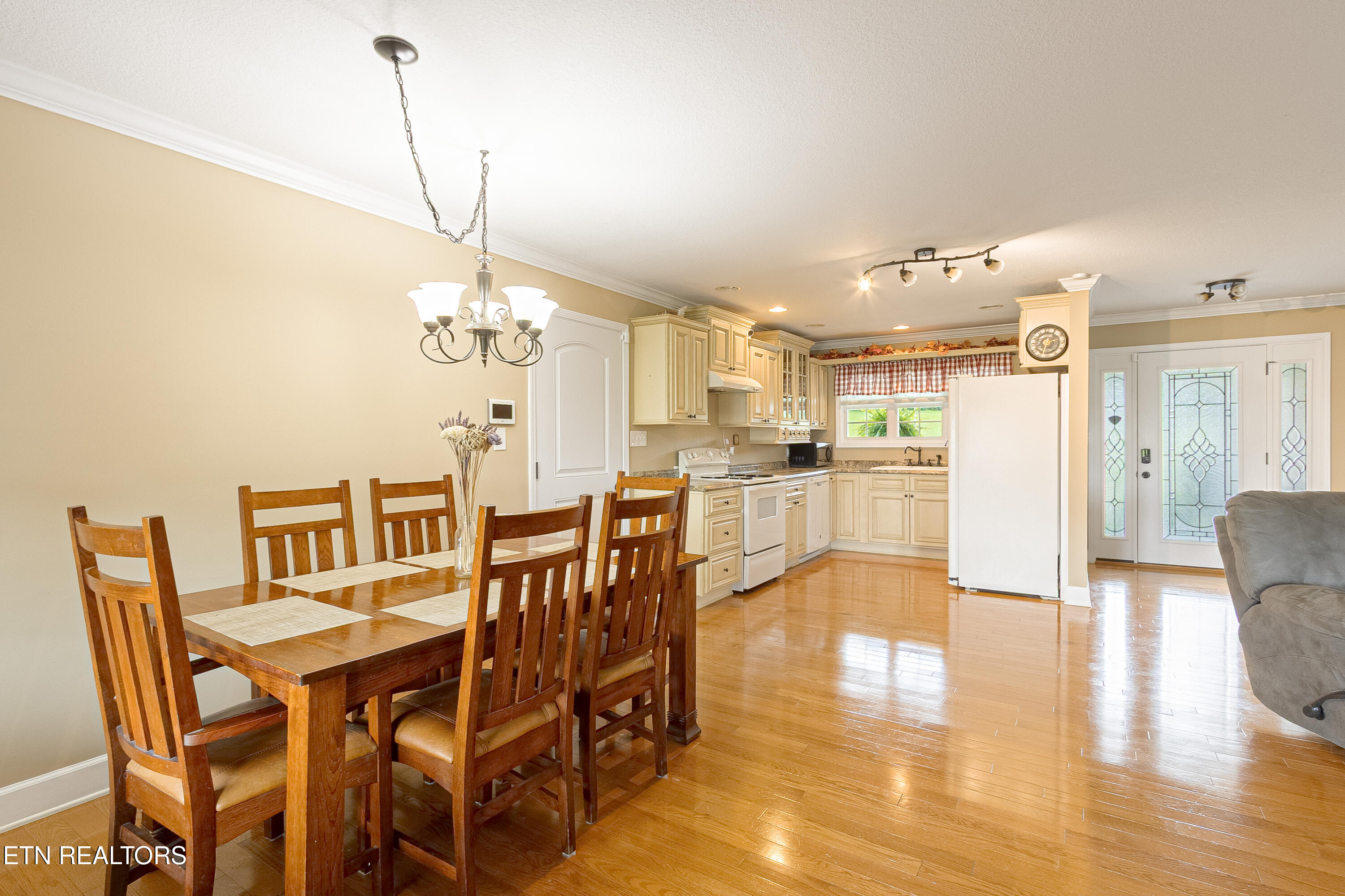 287 R. S. Marcum Road Oneida TN 37841