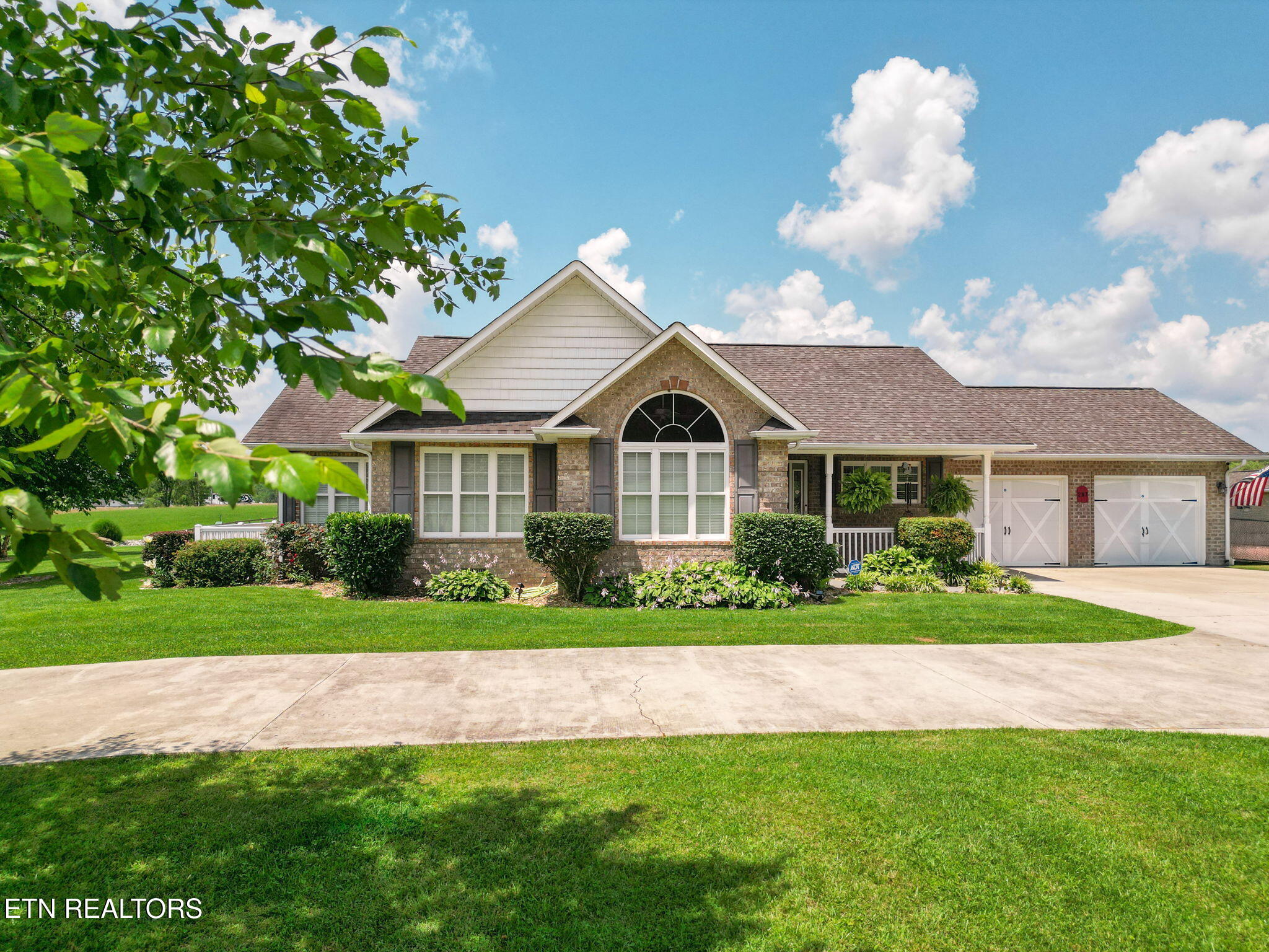 287 R. S. Marcum Road Oneida TN 37841