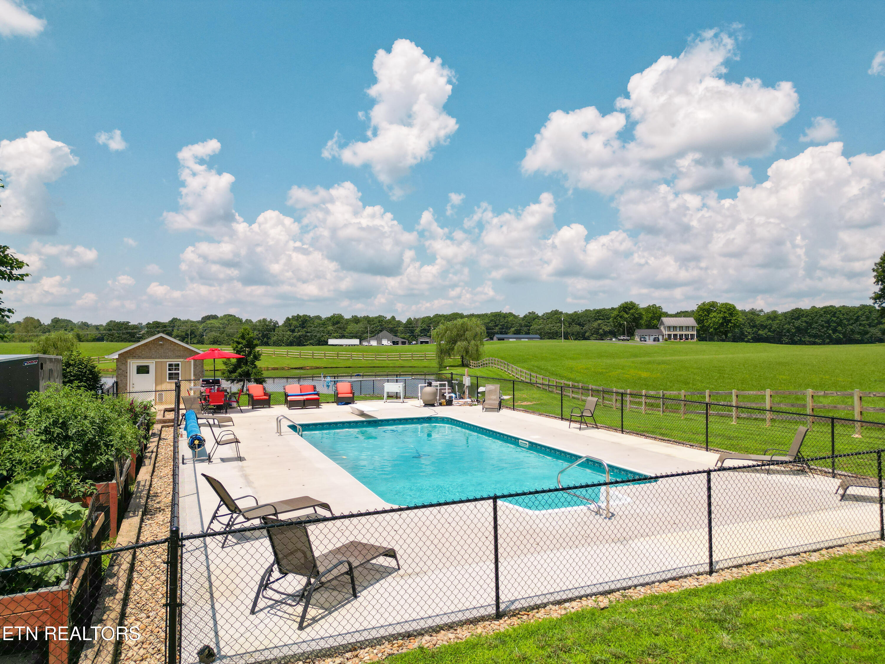 287 R. S. Marcum Road Oneida TN 37841