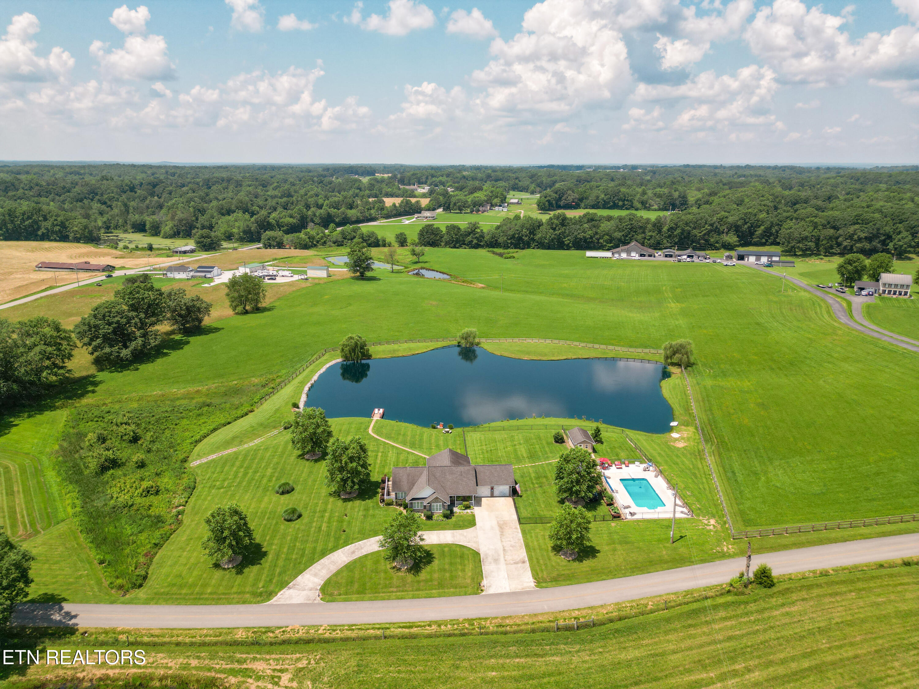 287 R. S. Marcum Road Oneida TN 37841