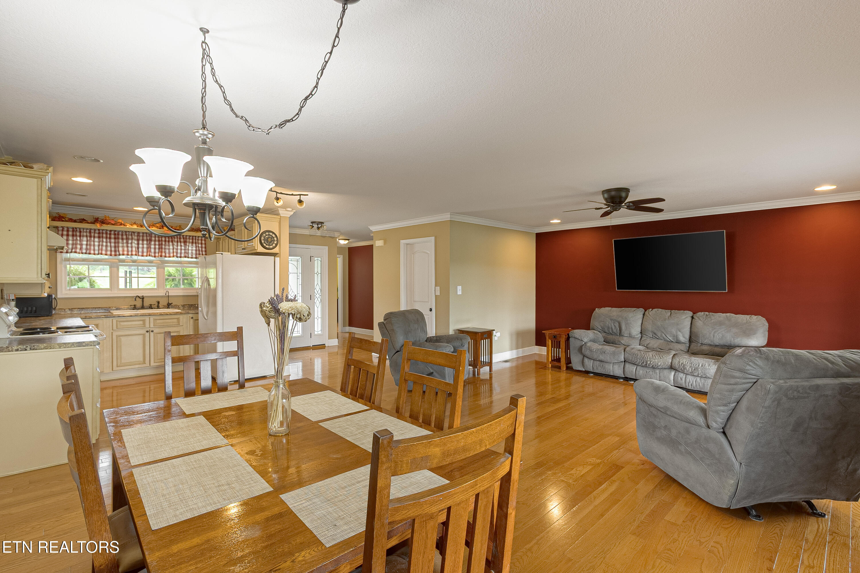 287 R. S. Marcum Road Oneida TN 37841