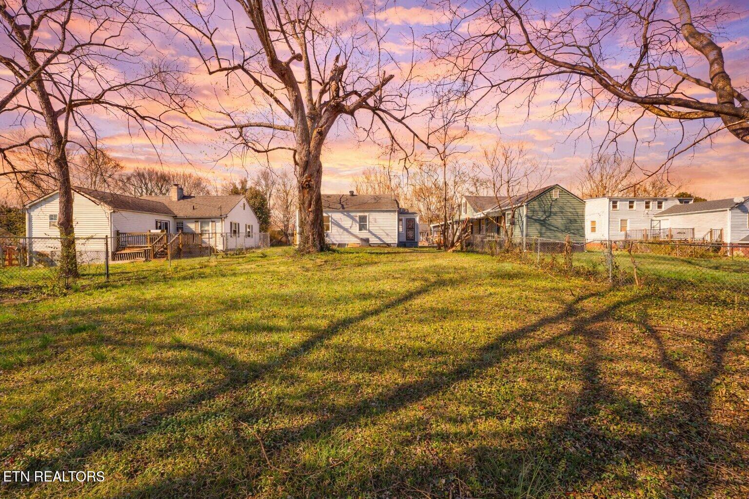 2424 Lawson Avenue Knoxville TN 37917