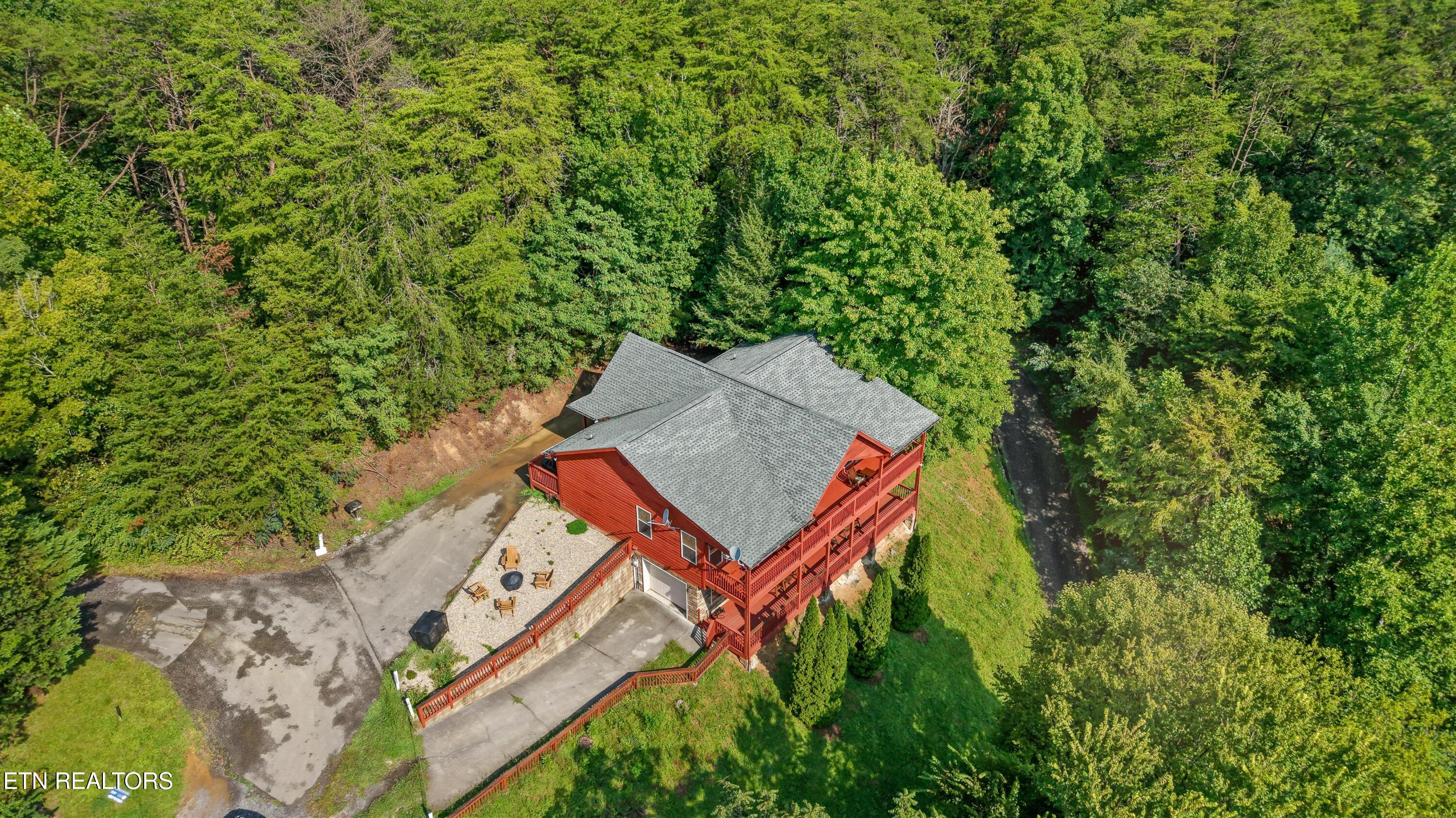 1029 Shadow Ridge Drive Sevierville TN 37862