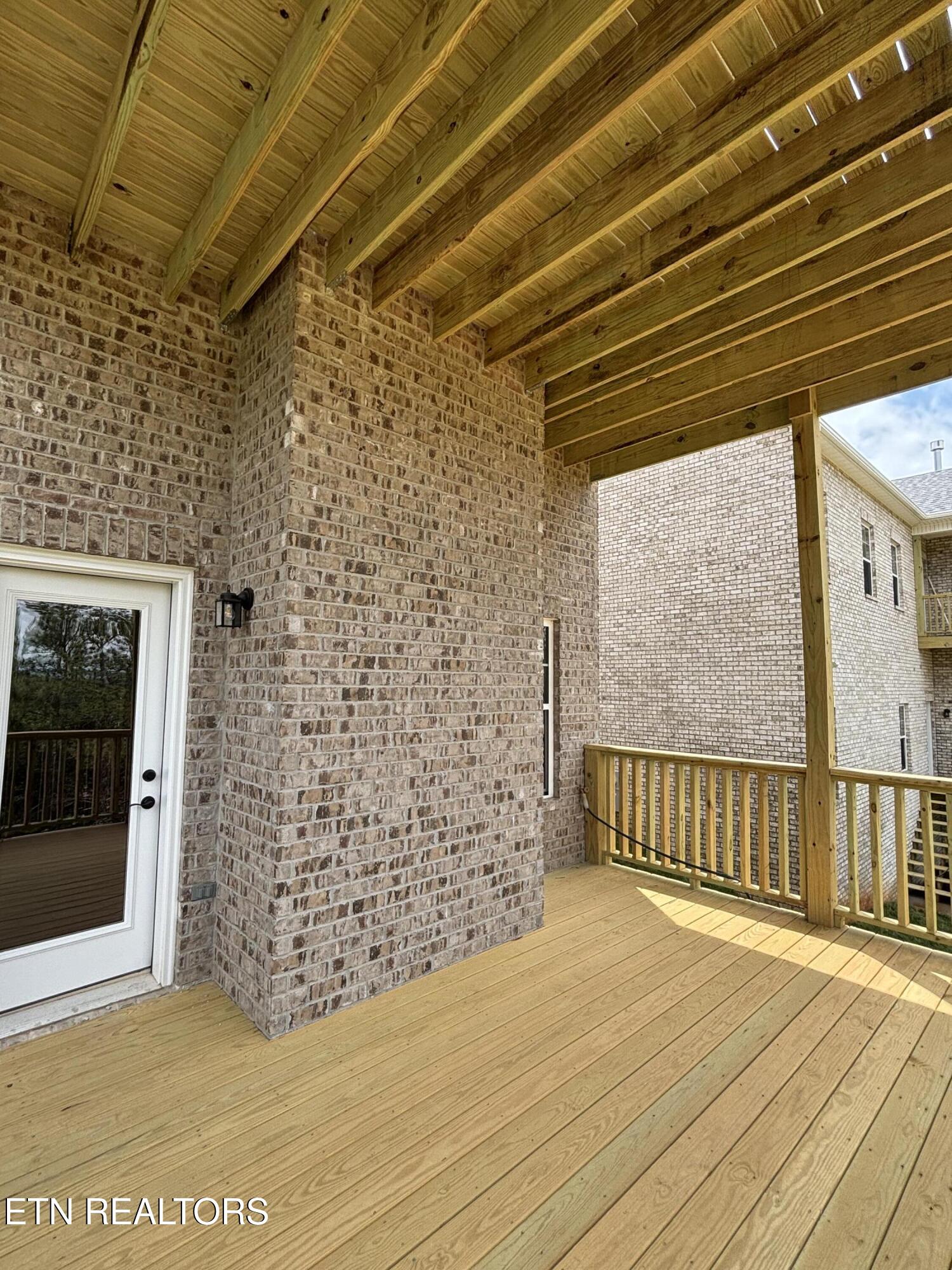 160 Timber Circle Lenoir City TN 37772