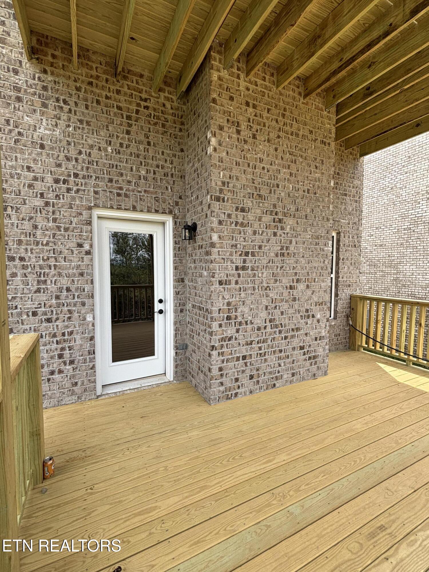 160 Timber Circle Lenoir City TN 37772