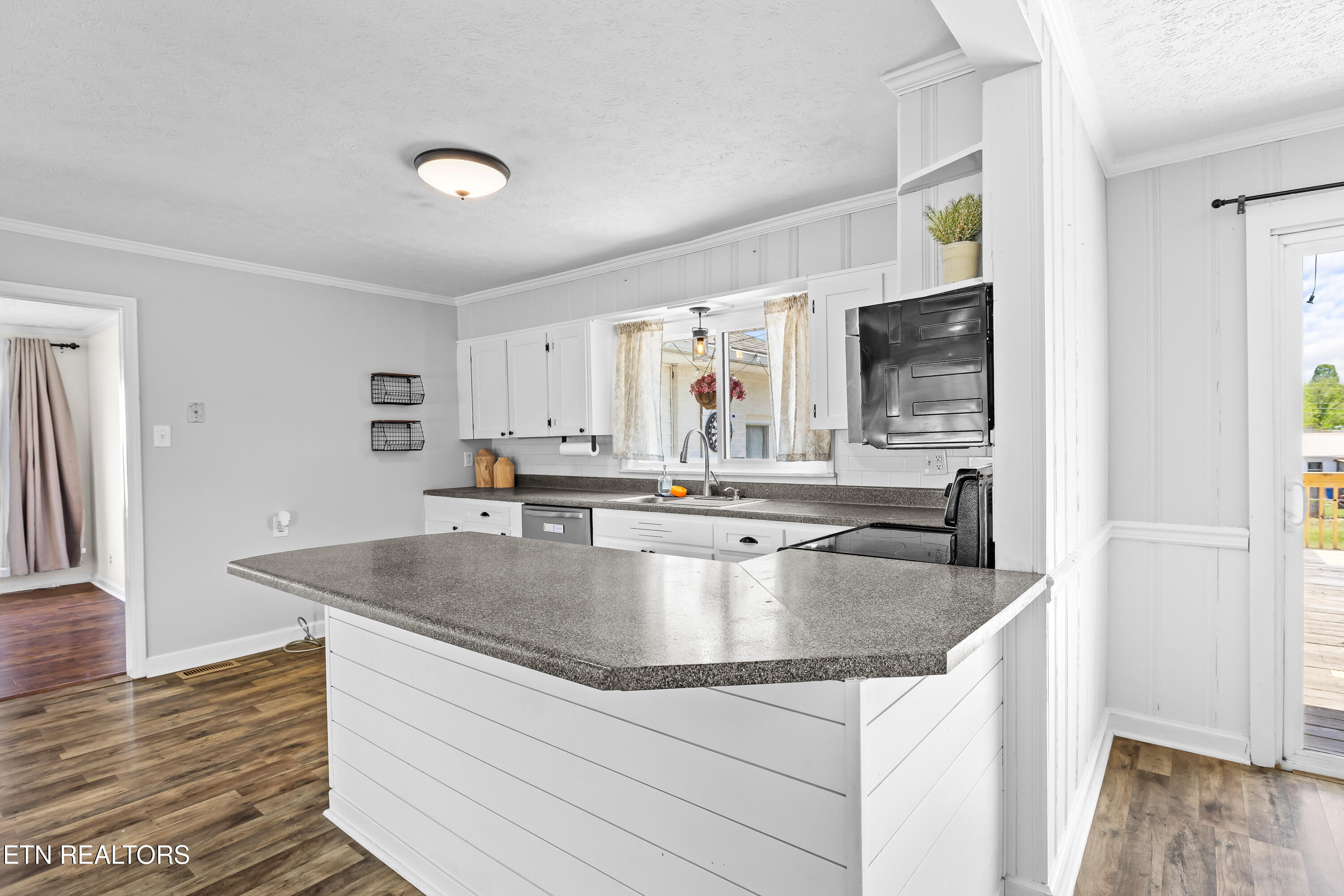 101 Hillcrest Lane Kingston TN 37763