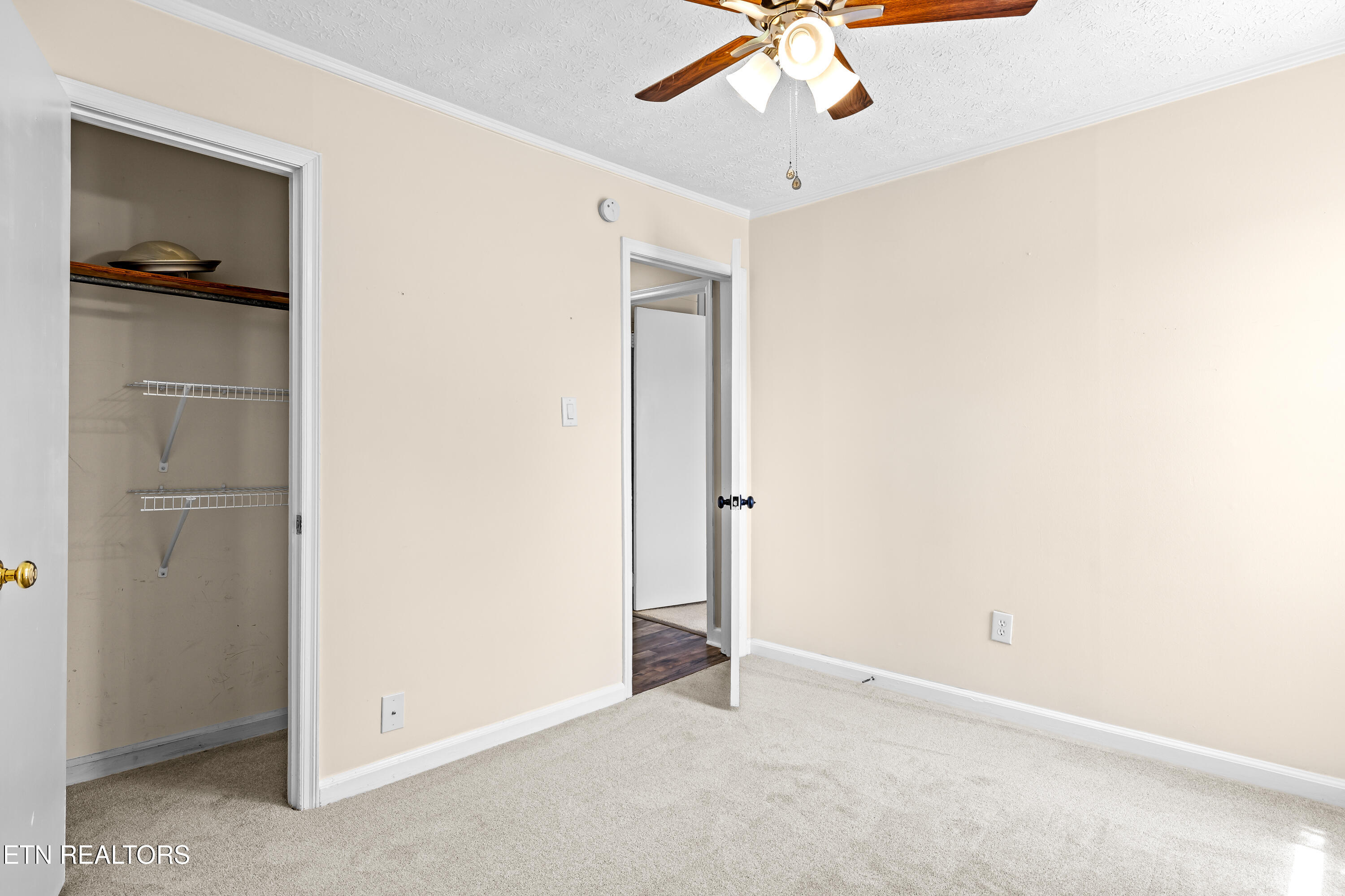 101 Hillcrest Lane Kingston TN 37763