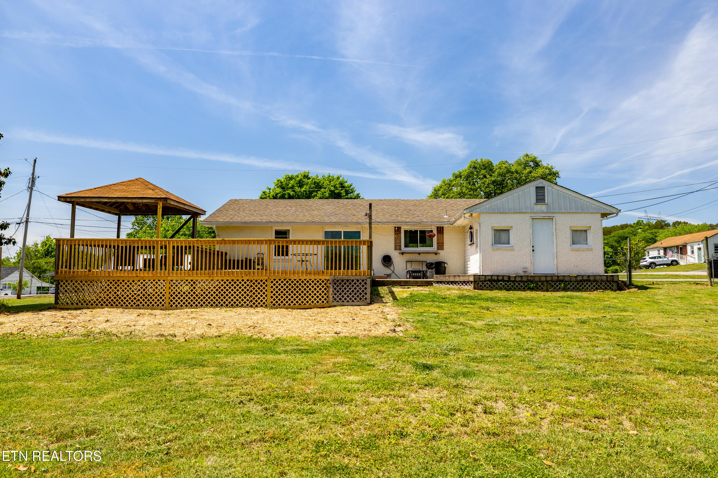 101 Hillcrest Lane Kingston TN 37763