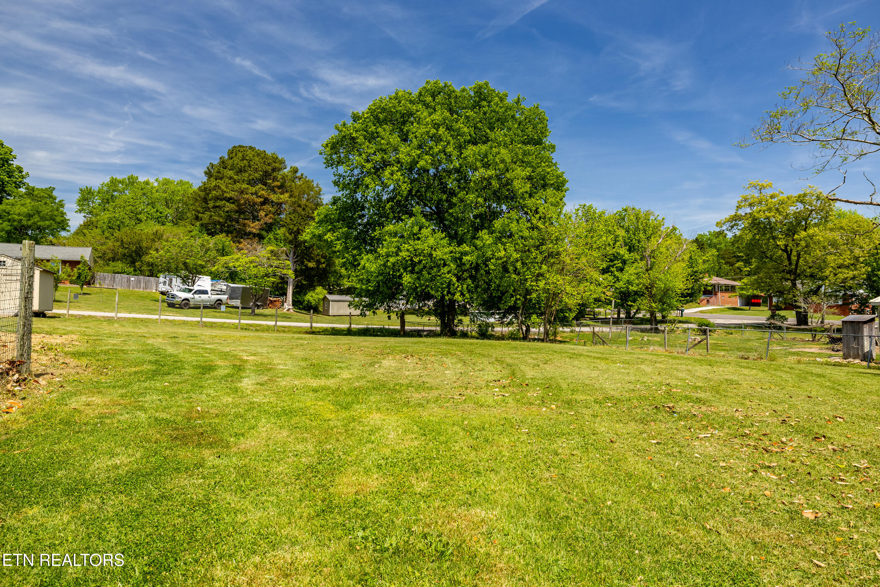 101 Hillcrest Lane Kingston TN 37763