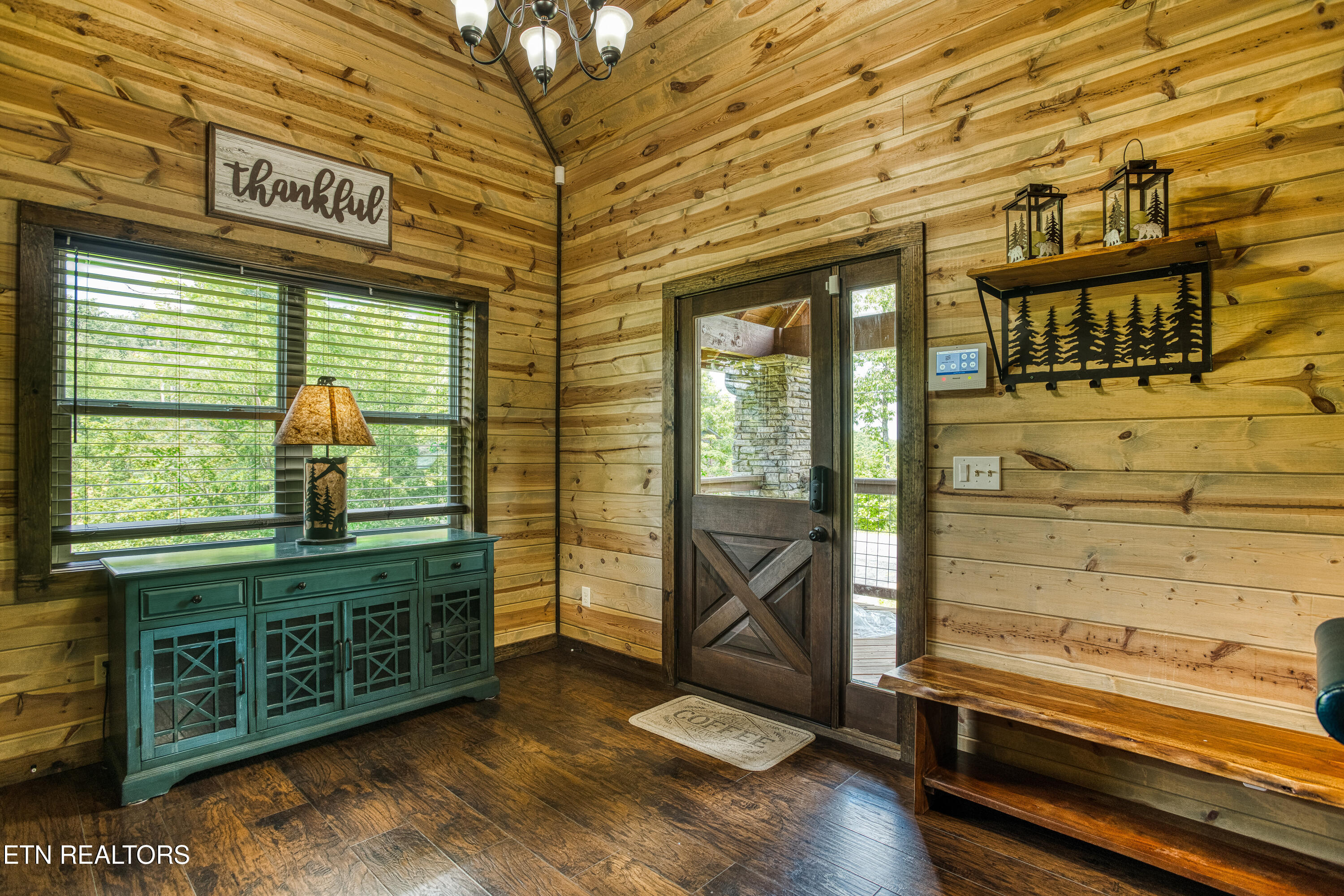 804 Upper Picadilly Lane Gatlinburg TN 37738