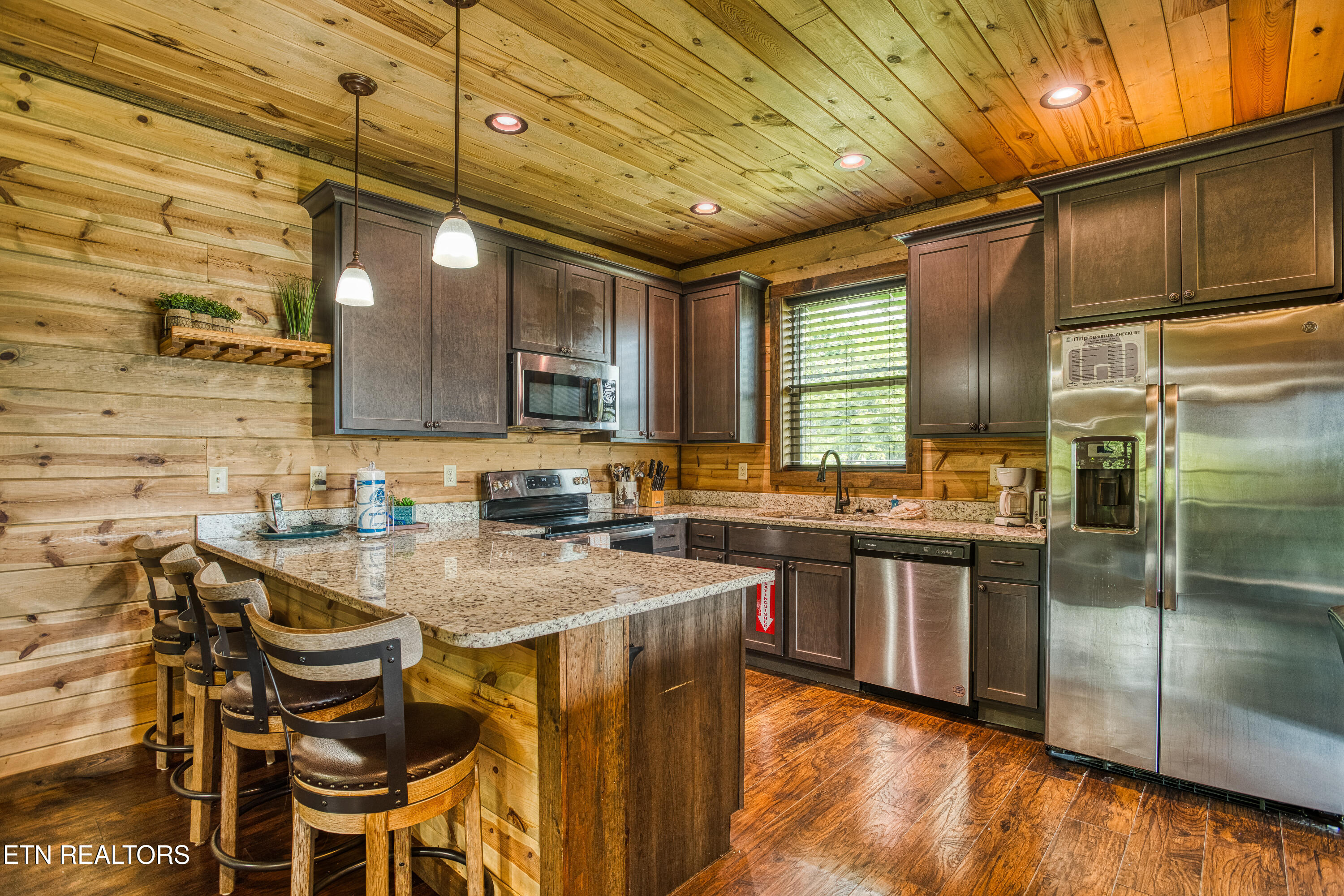 804 Upper Picadilly Lane Gatlinburg TN 37738