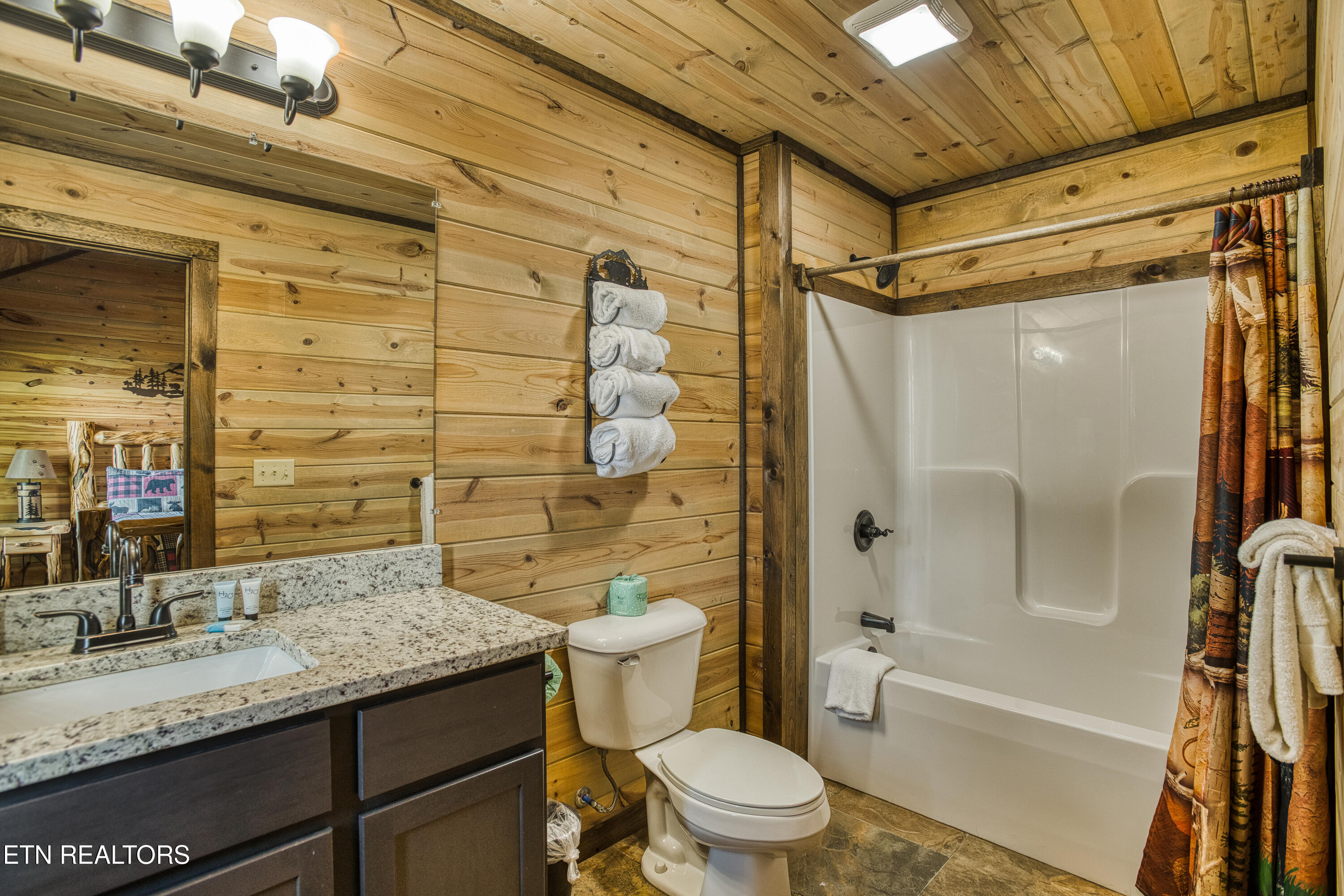 804 Upper Picadilly Lane Gatlinburg TN 37738