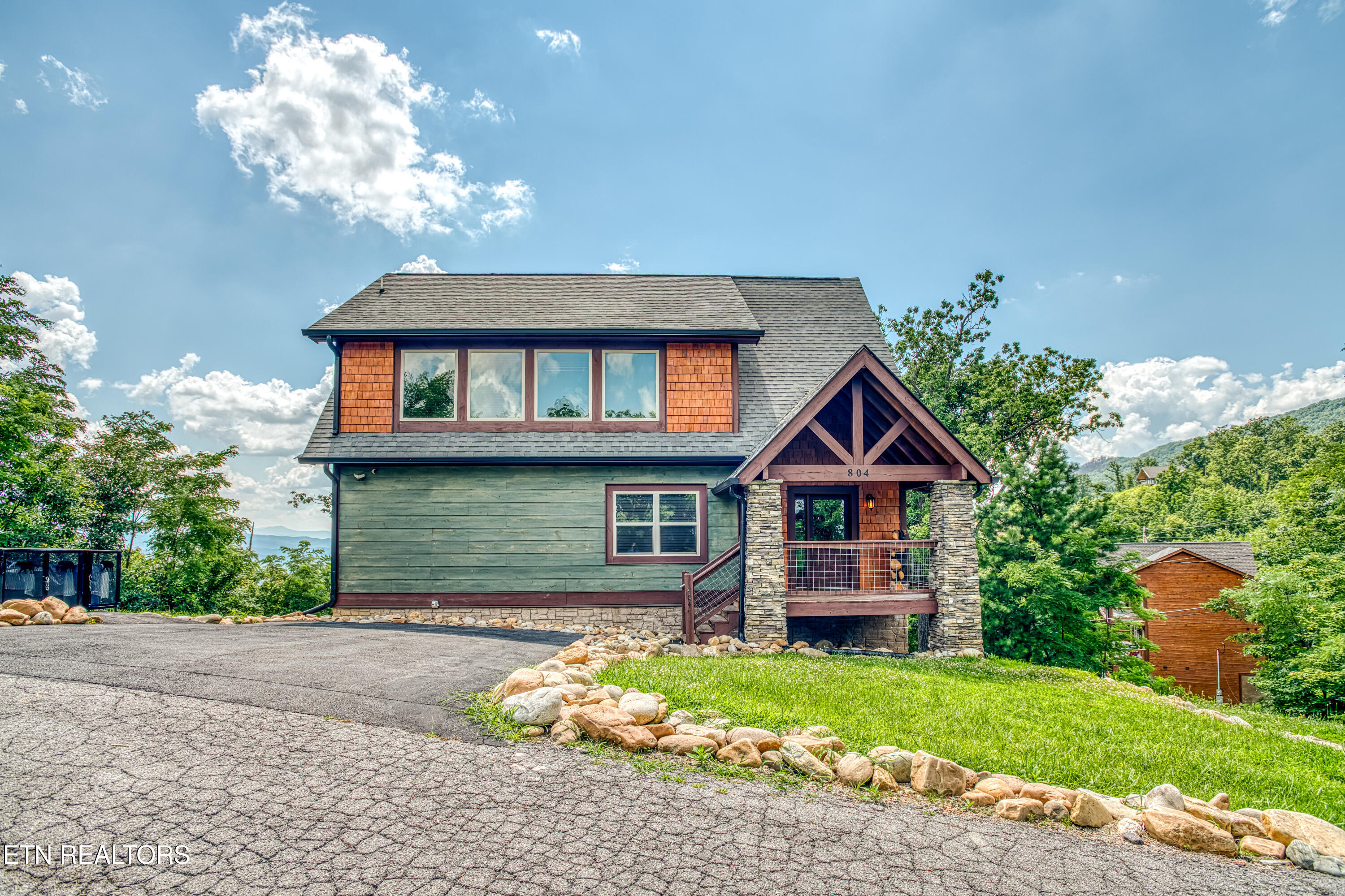 804 Upper Picadilly Lane Gatlinburg TN 37738