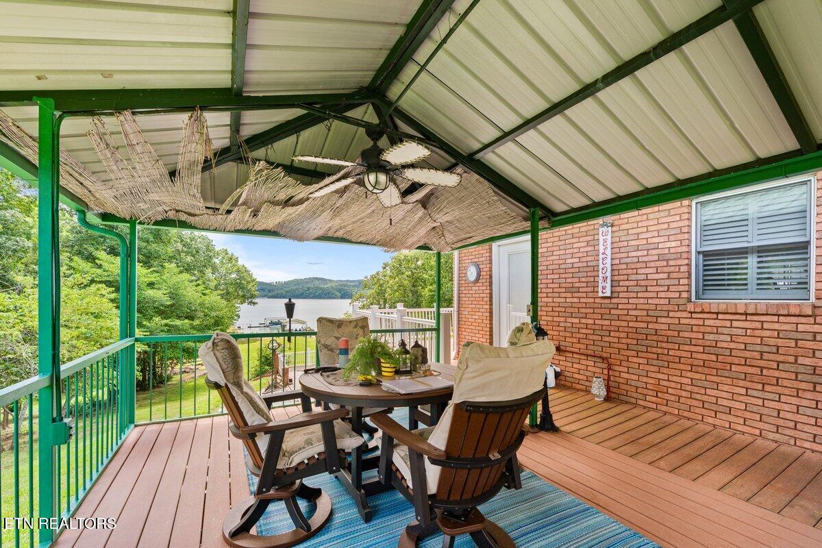 361 Cape Russell Road Sharps Chapel TN 37866