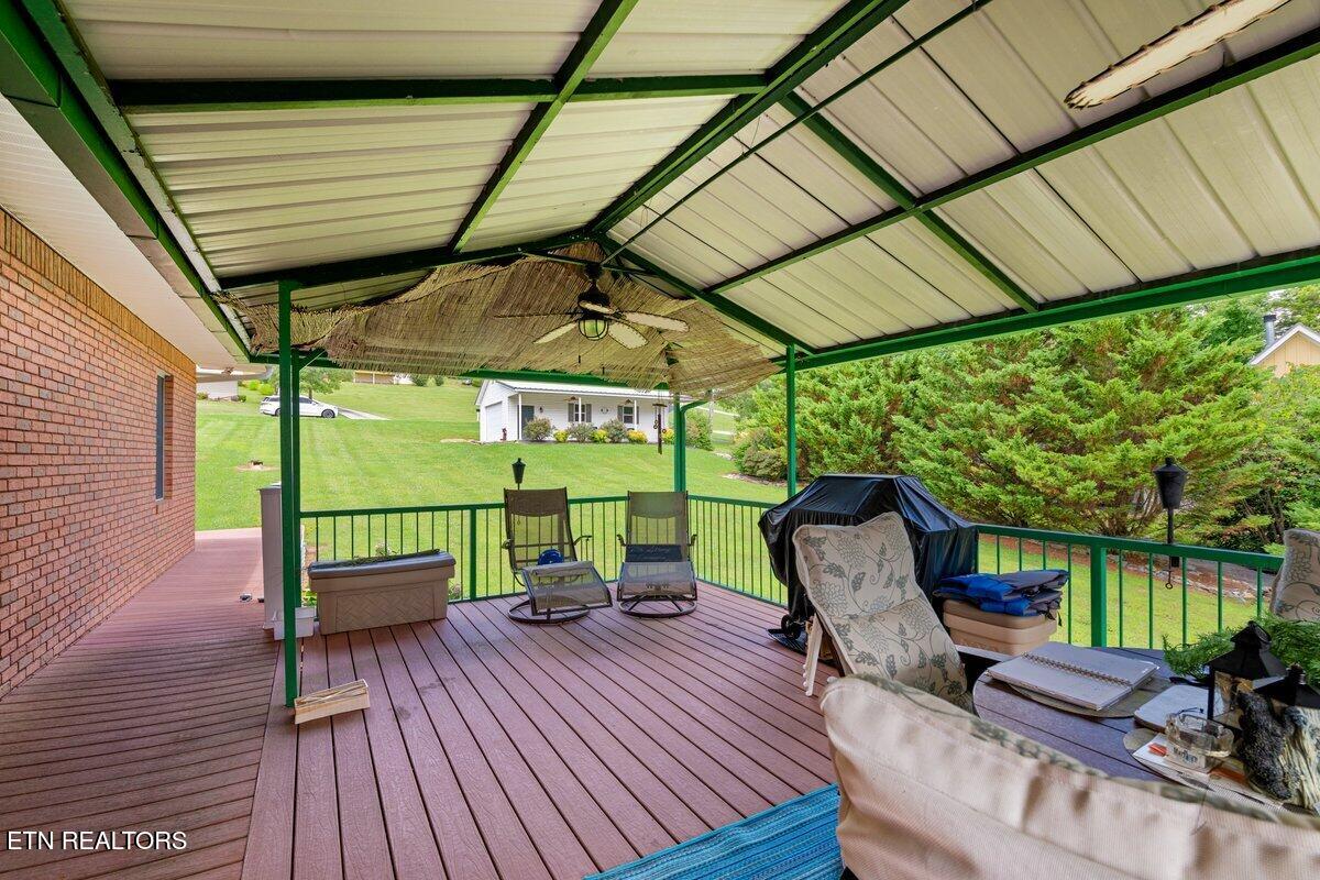 361 Cape Russell Road Sharps Chapel TN 37866