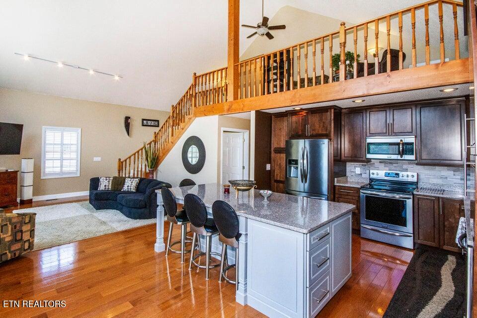 361 Cape Russell Road Sharps Chapel TN 37866