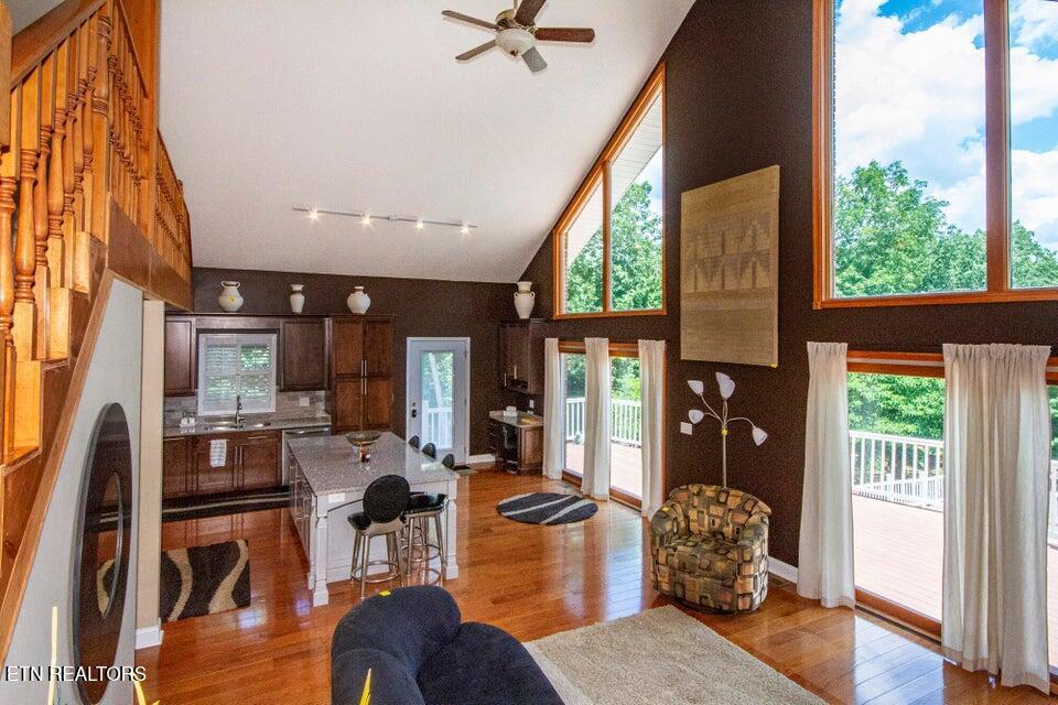 361 Cape Russell Road Sharps Chapel TN 37866