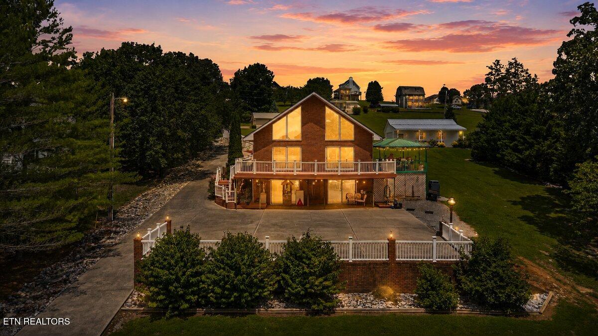 361 Cape Russell Road Sharps Chapel TN 37866