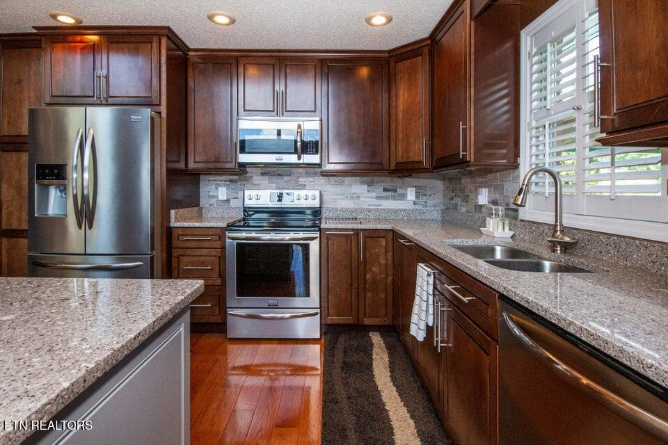 361 Cape Russell Road Sharps Chapel TN 37866