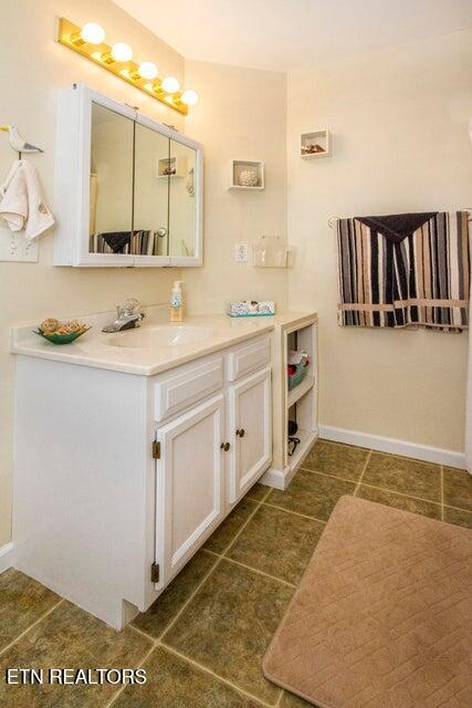 361 Cape Russell Road Sharps Chapel TN 37866