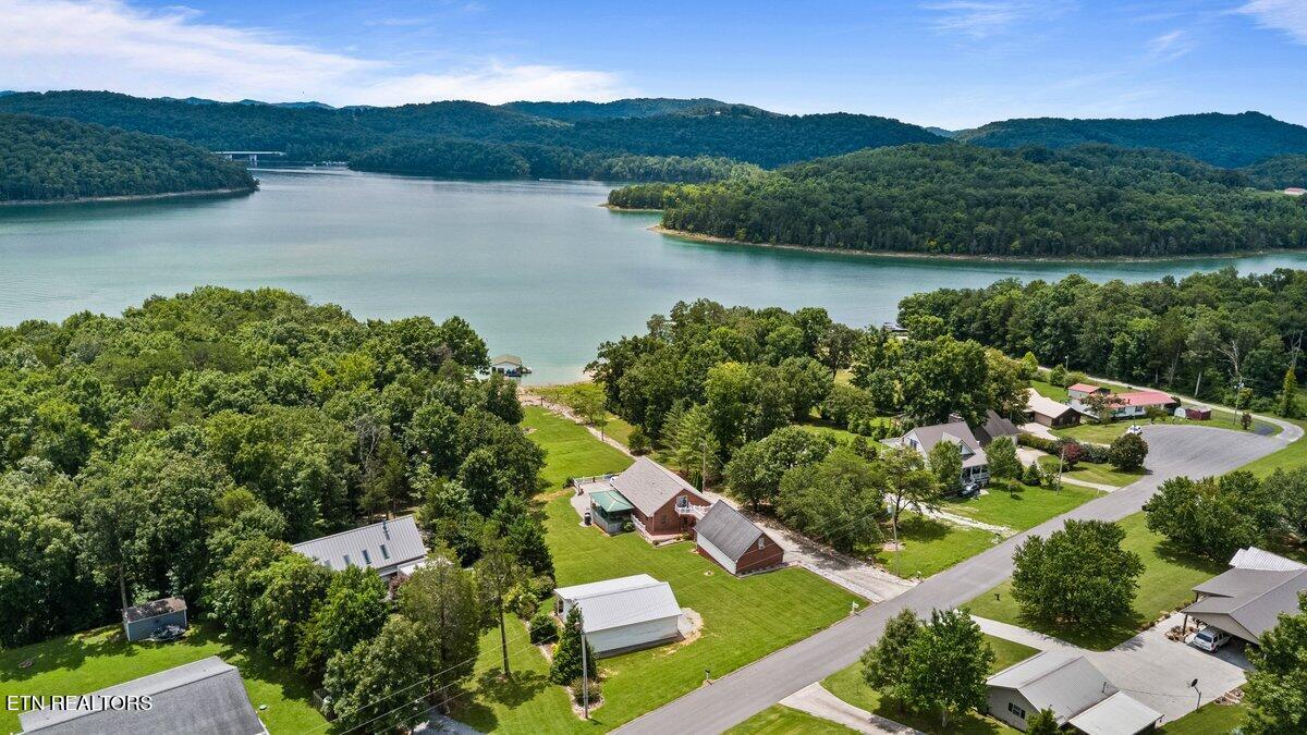 361 Cape Russell Road Sharps Chapel TN 37866