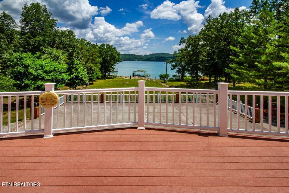 361 Cape Russell Road Sharps Chapel TN 37866