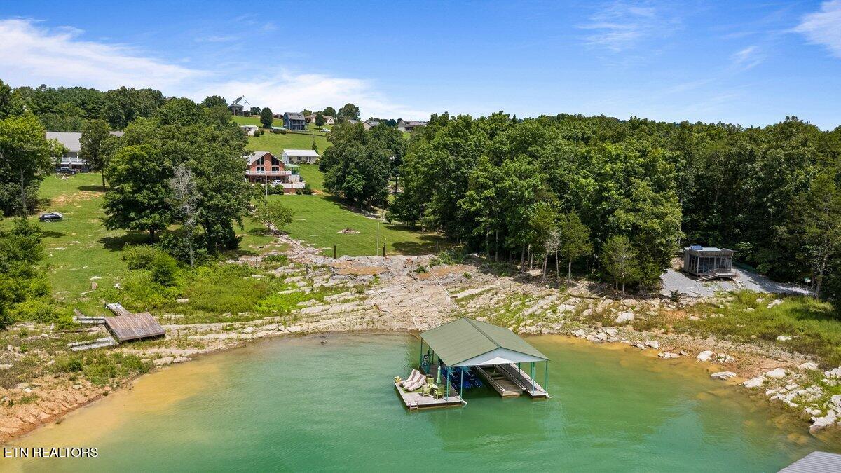 361 Cape Russell Road Sharps Chapel TN 37866