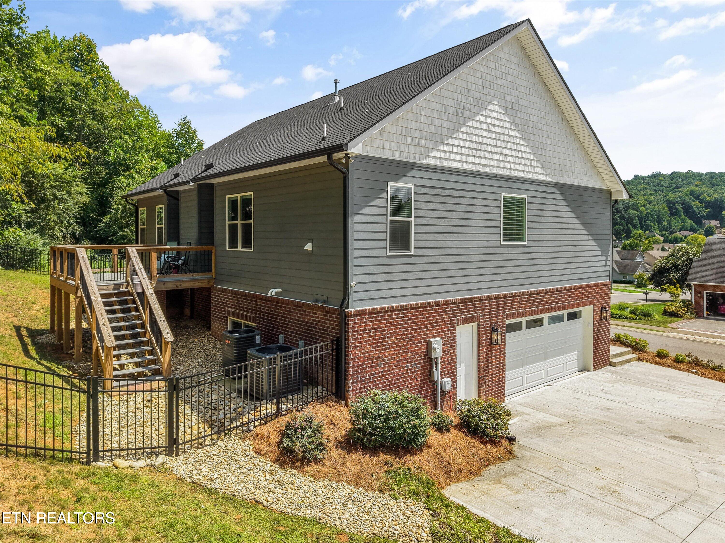 117 Crossroads Boulevard Oak Ridge TN 37830
