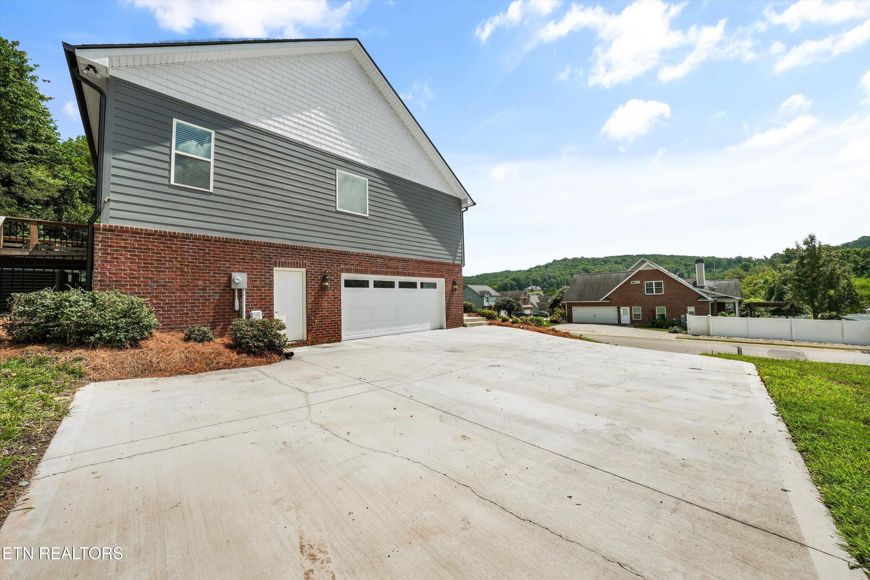 117 Crossroads Boulevard Oak Ridge TN 37830