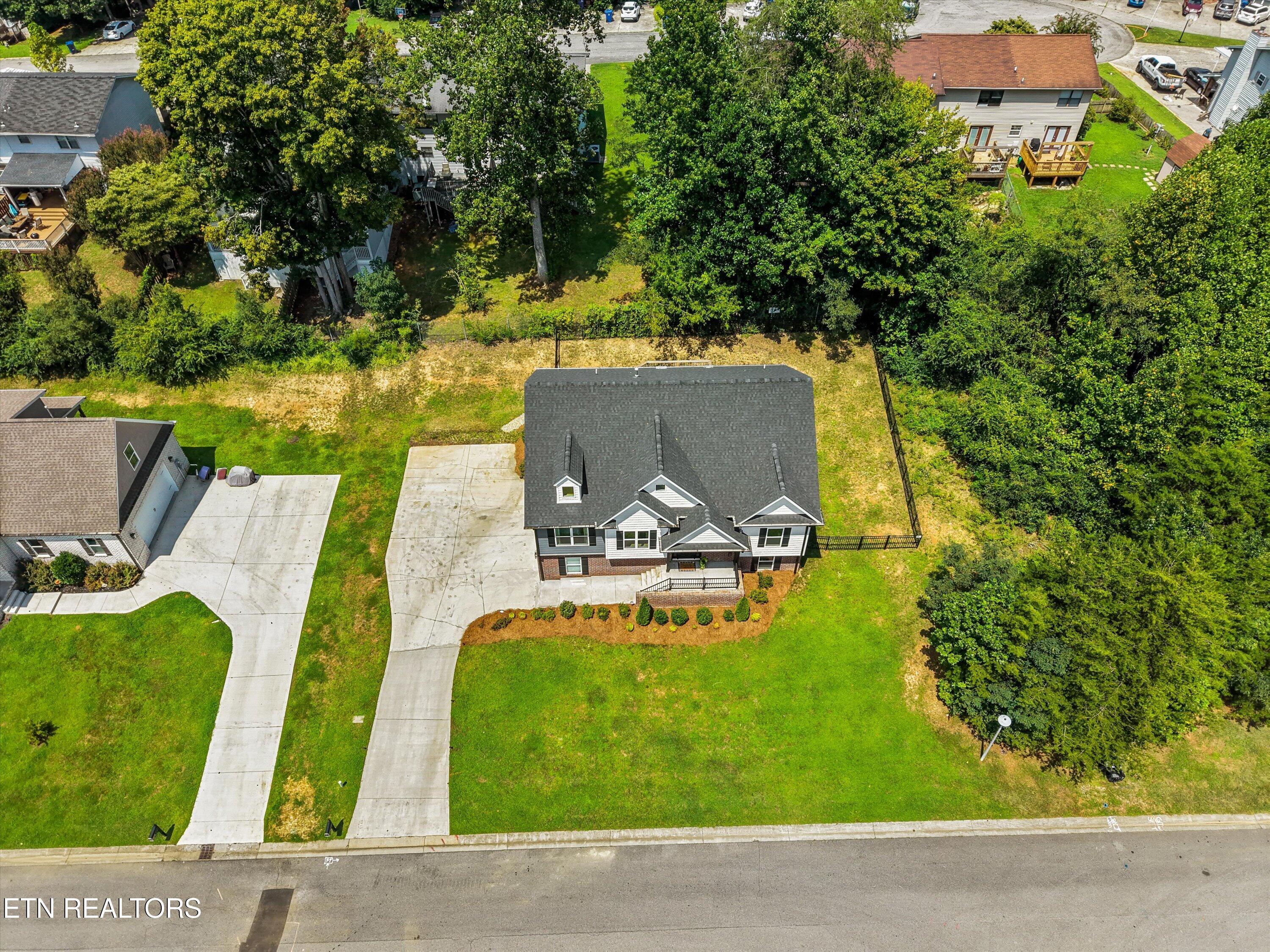 117 Crossroads Boulevard Oak Ridge TN 37830
